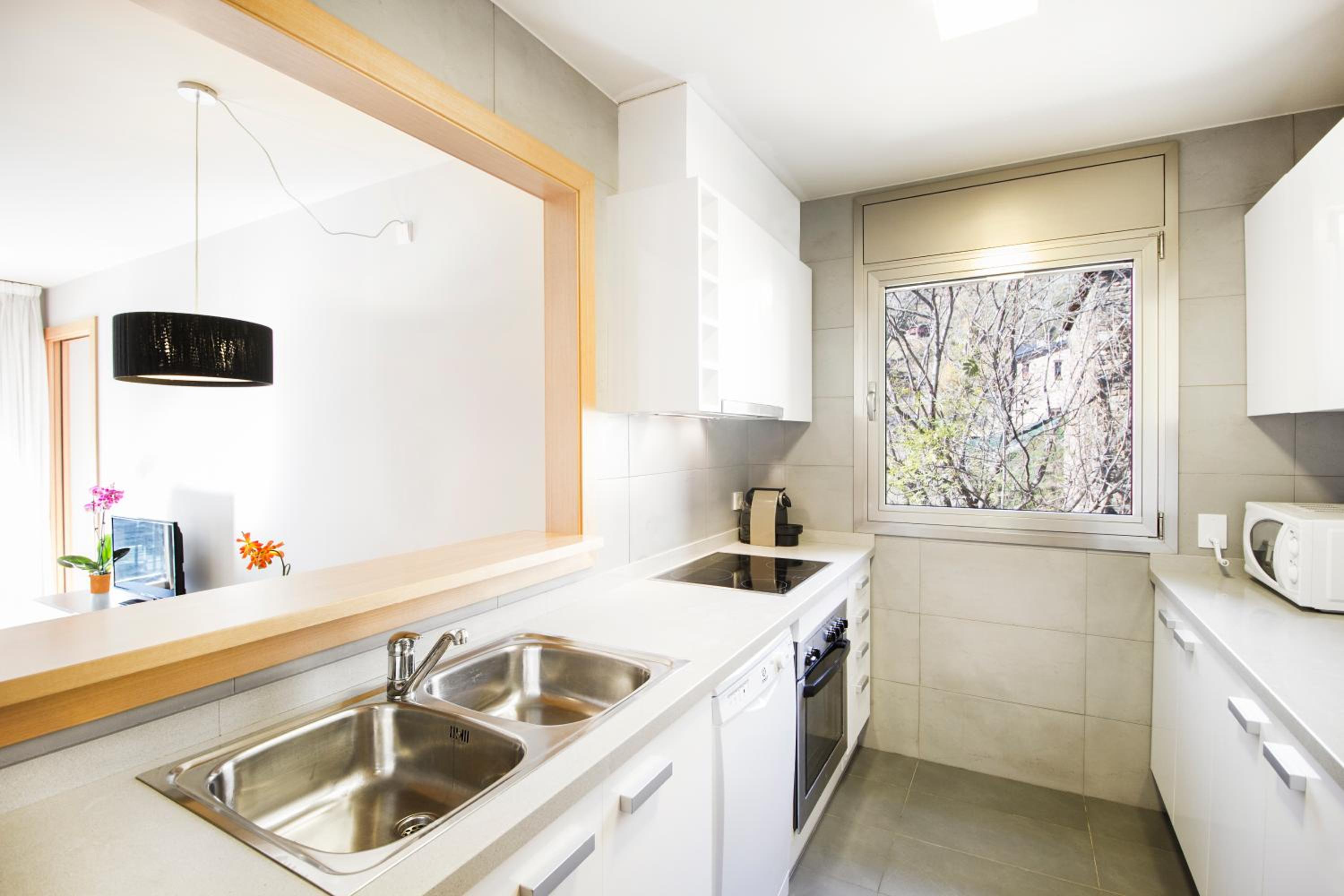 Tarter Mountain Suites