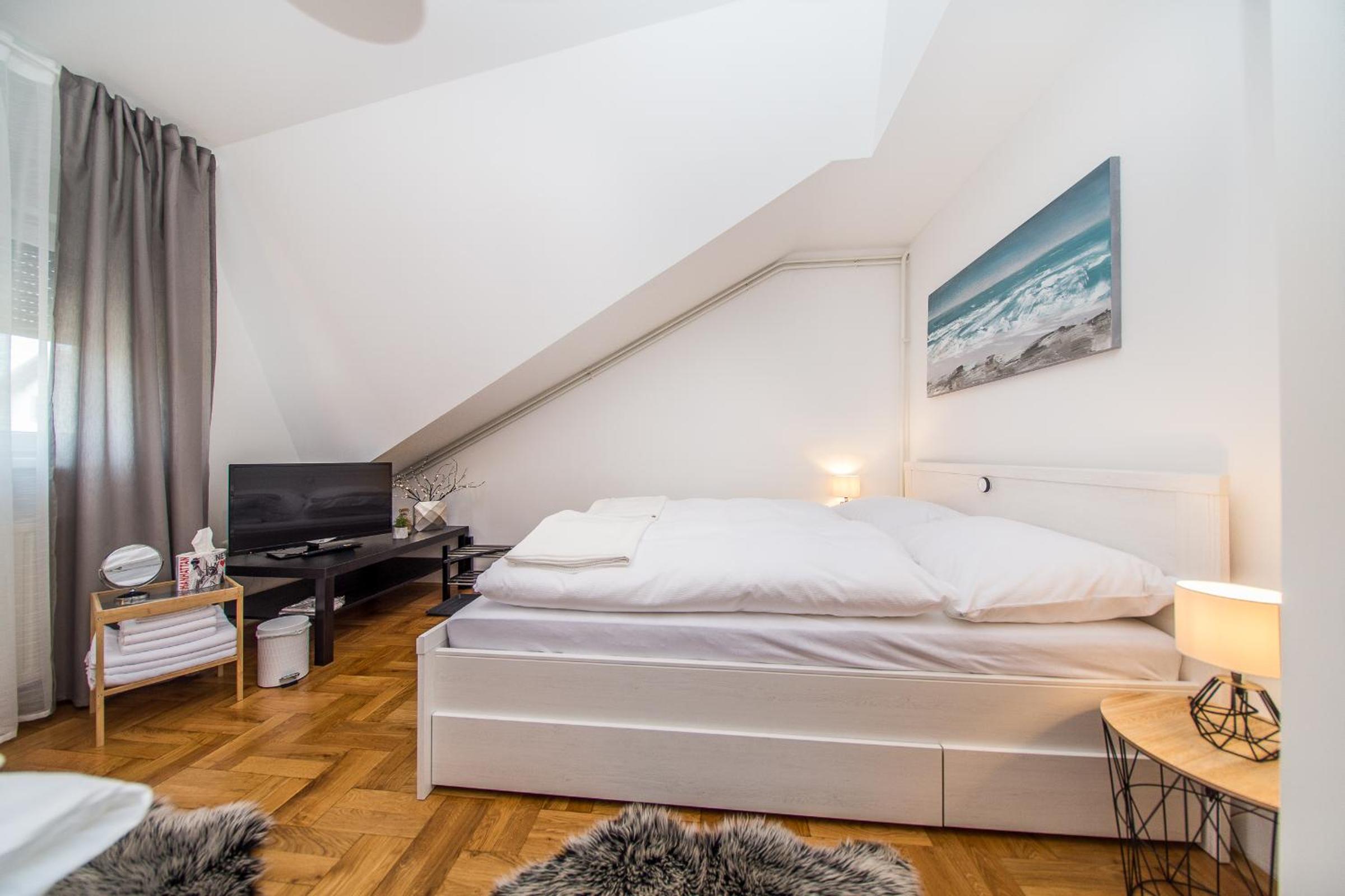 Houzzz21 en Zagreb — bedroom