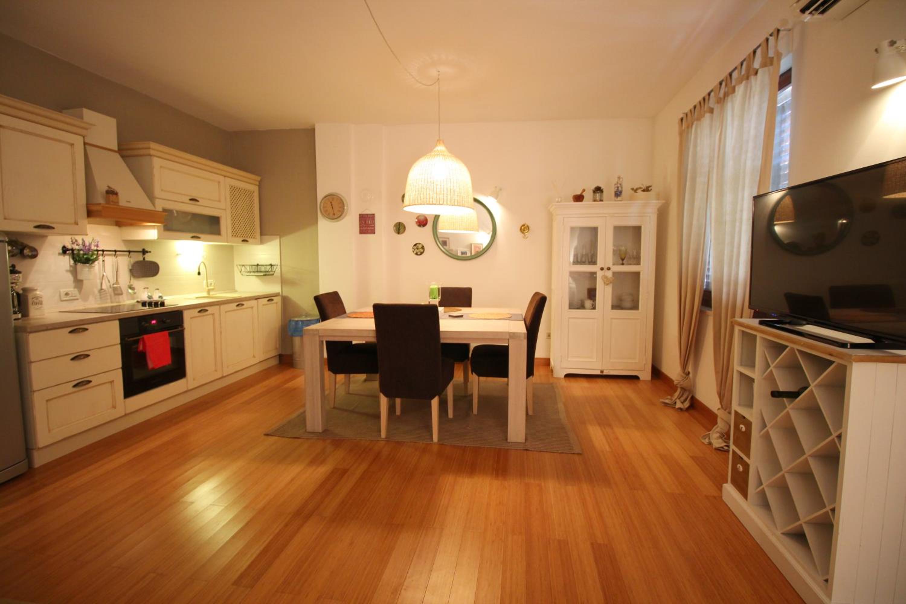 Romantic Apartment Pusta view 2