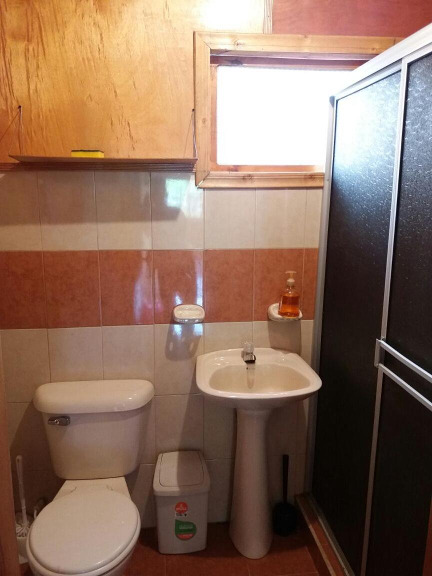 CASA LA KOCHA, Cabin, Hostal en la Laguna de la Cocha
