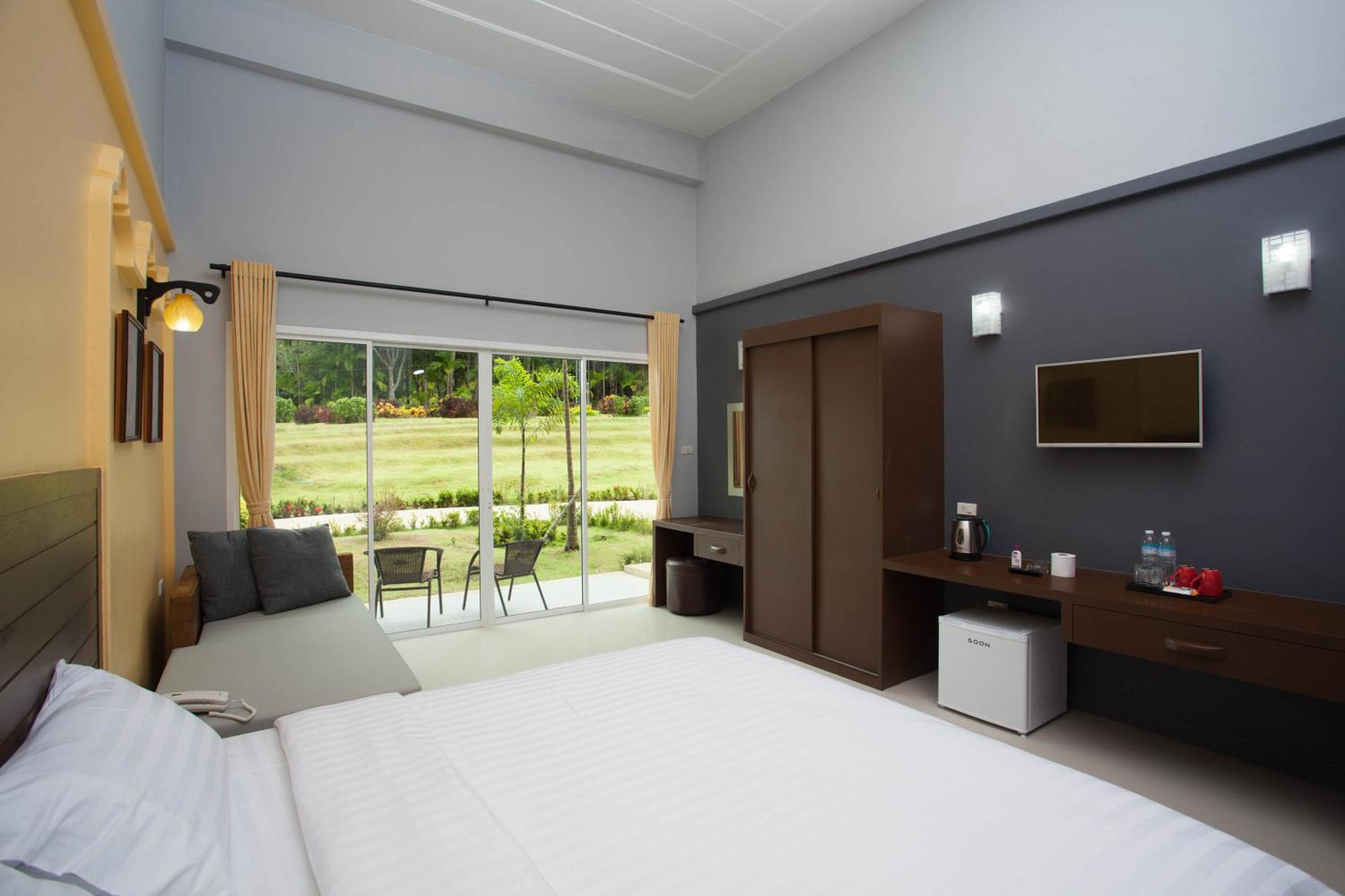 Arawan Beach Resort Krabi