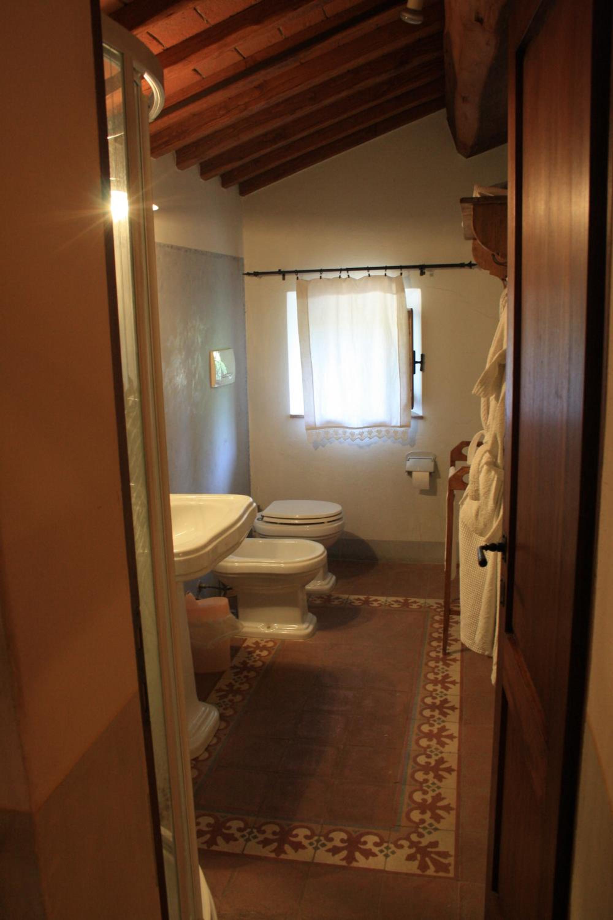 Photo 34