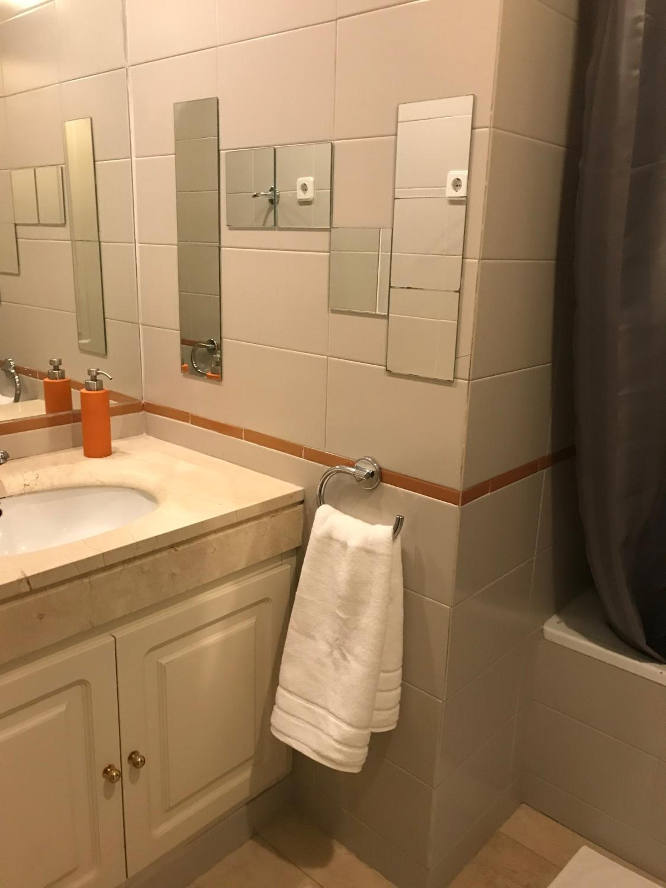 Luxury Apartment T2 - Saldanha view 4