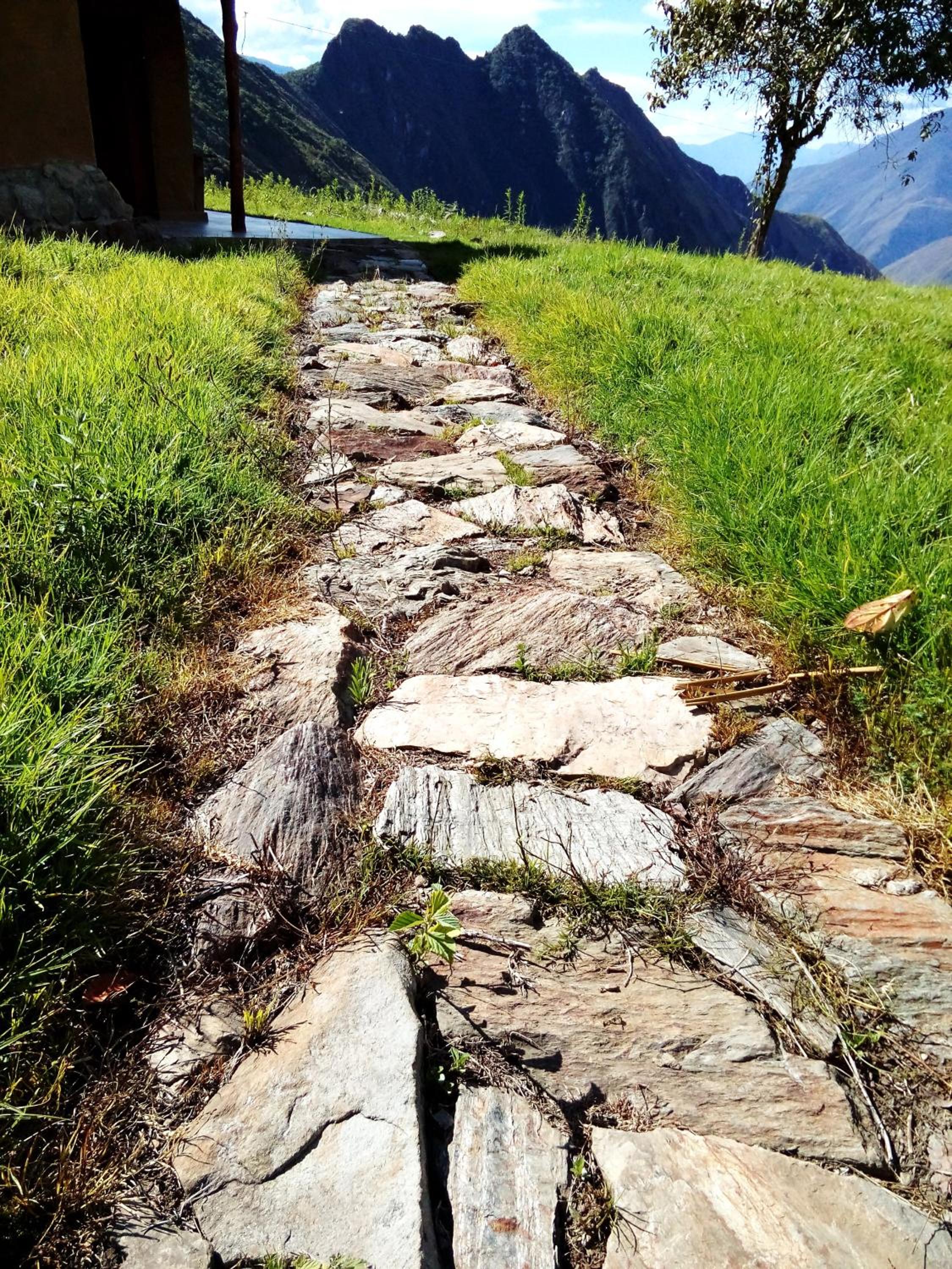 Llactapata Lodge overlooking Machu Picchu - camping - restaurant