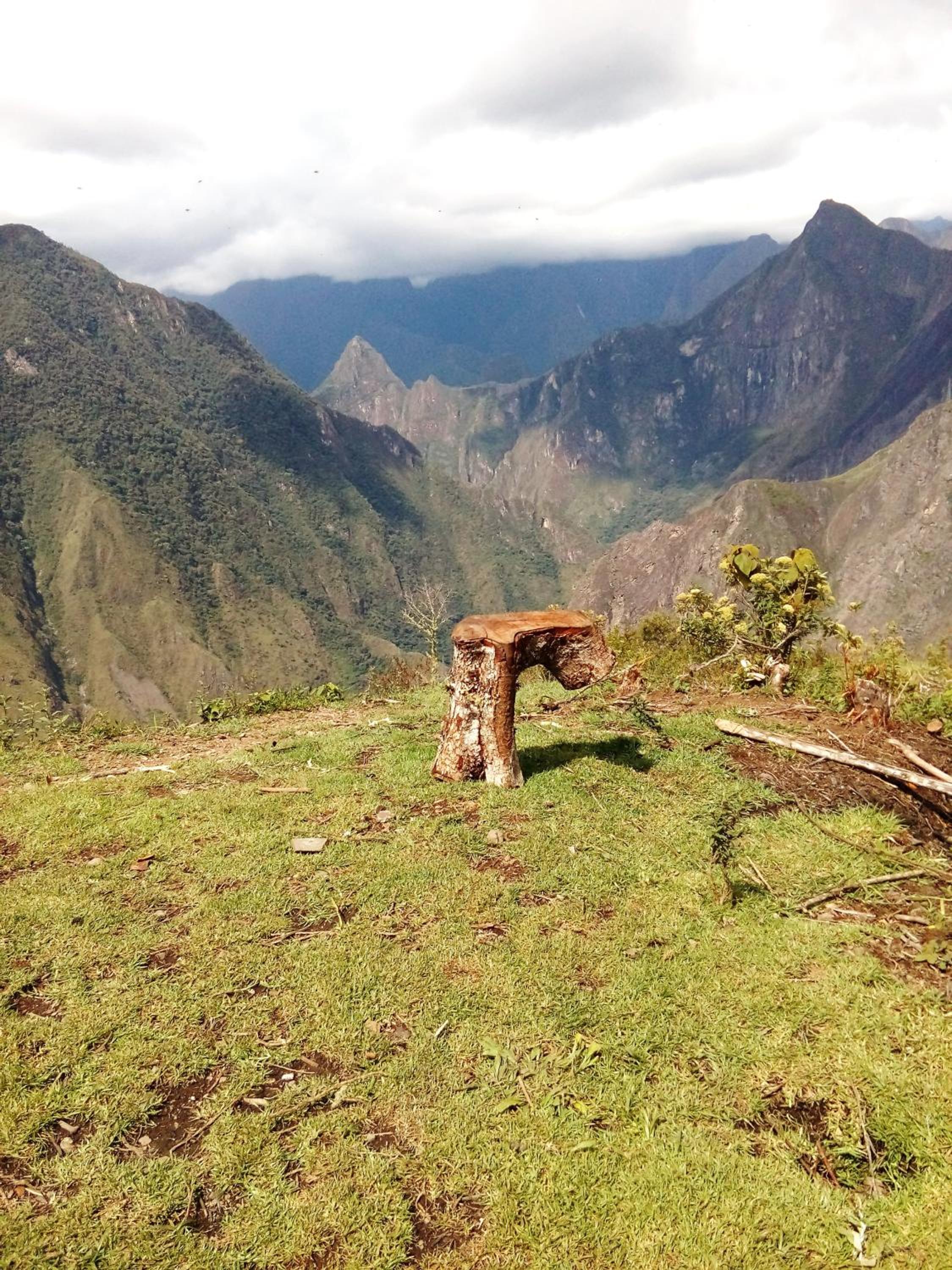 Llactapata Lodge overlooking Machu Picchu - camping - restaurant