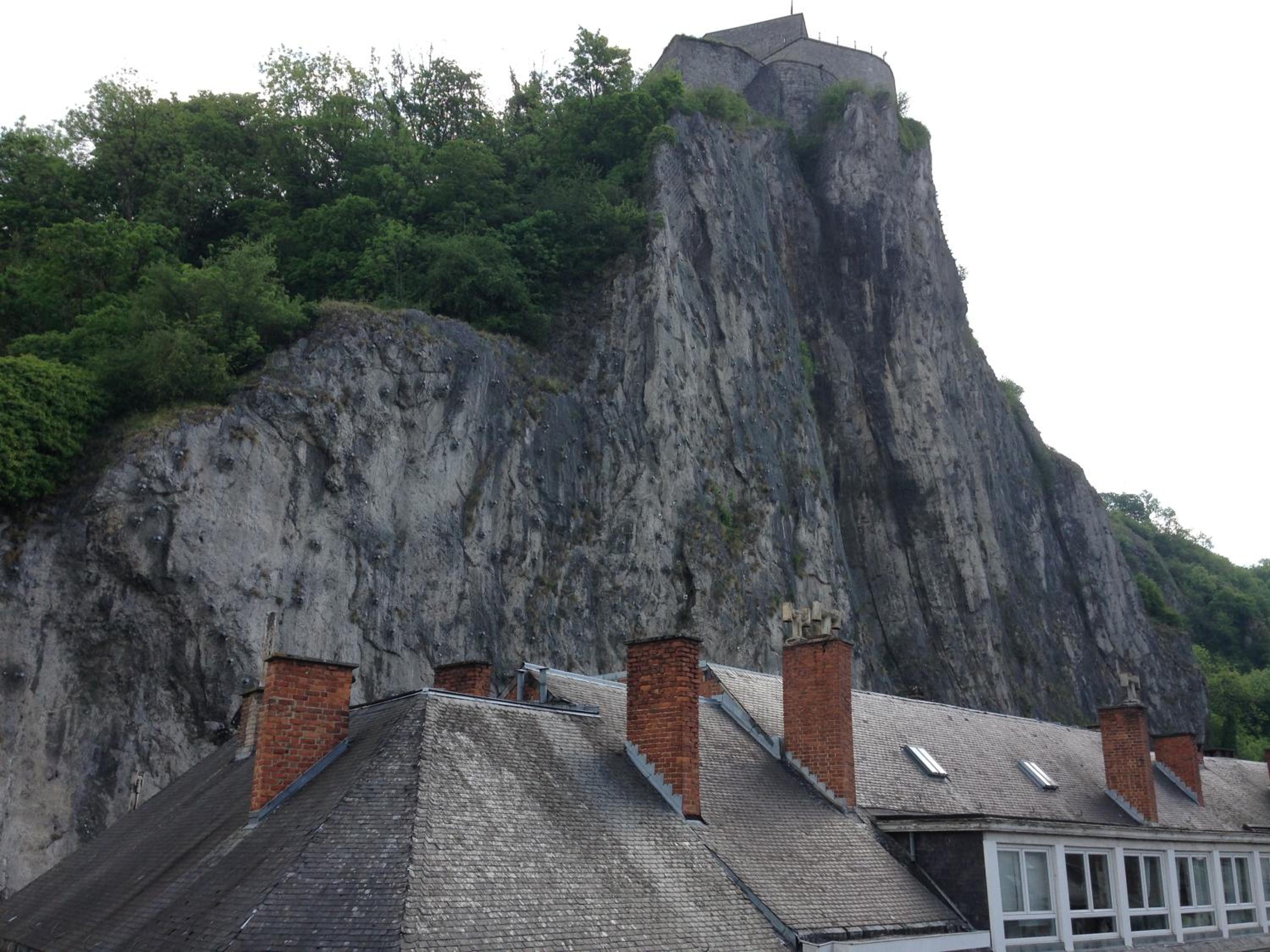 Hotel L'Inattendu "sur la croisette" Dinant centre - Image 1