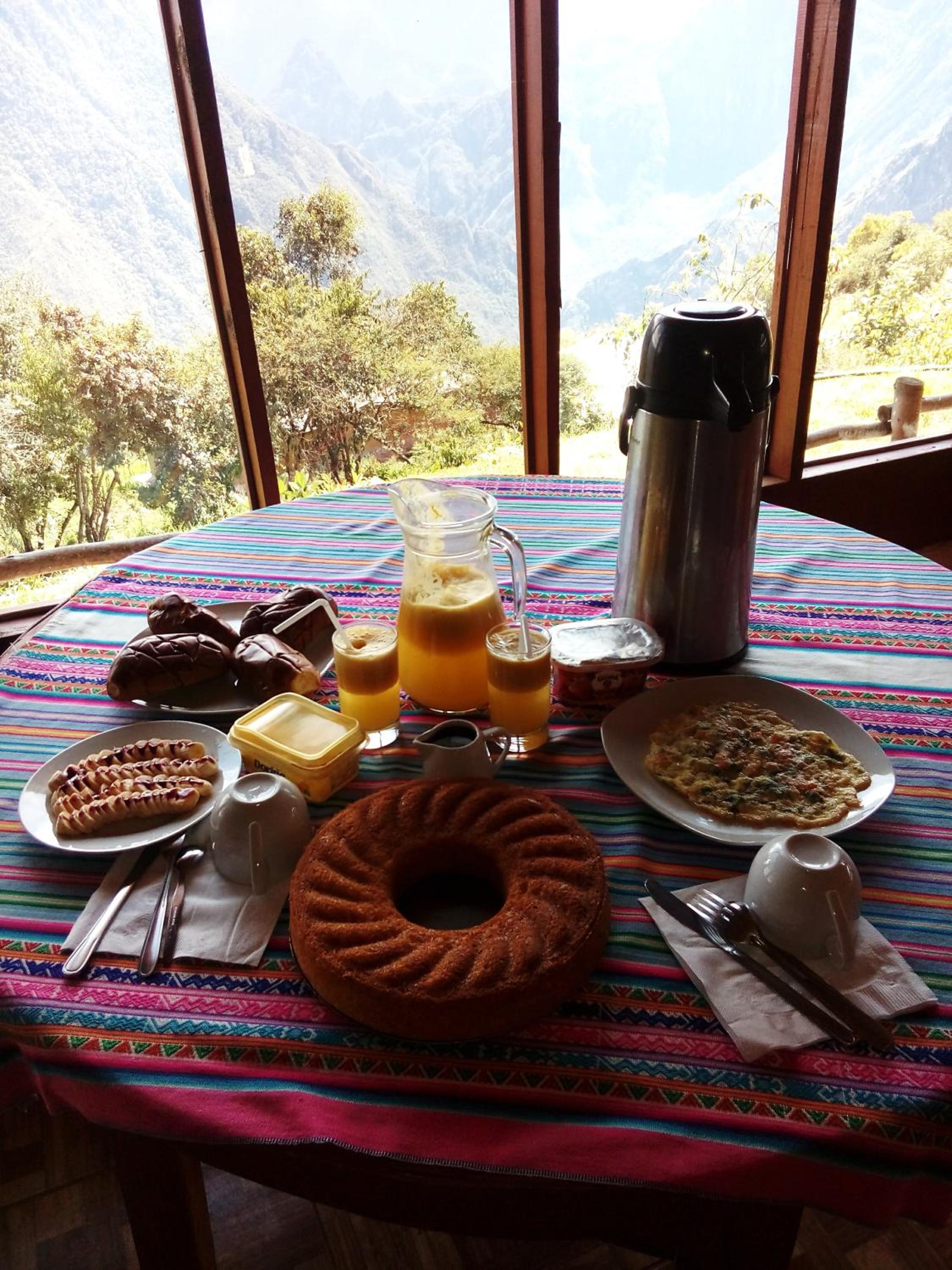 Llactapata Lodge overlooking Machu Picchu - camping - restaurant