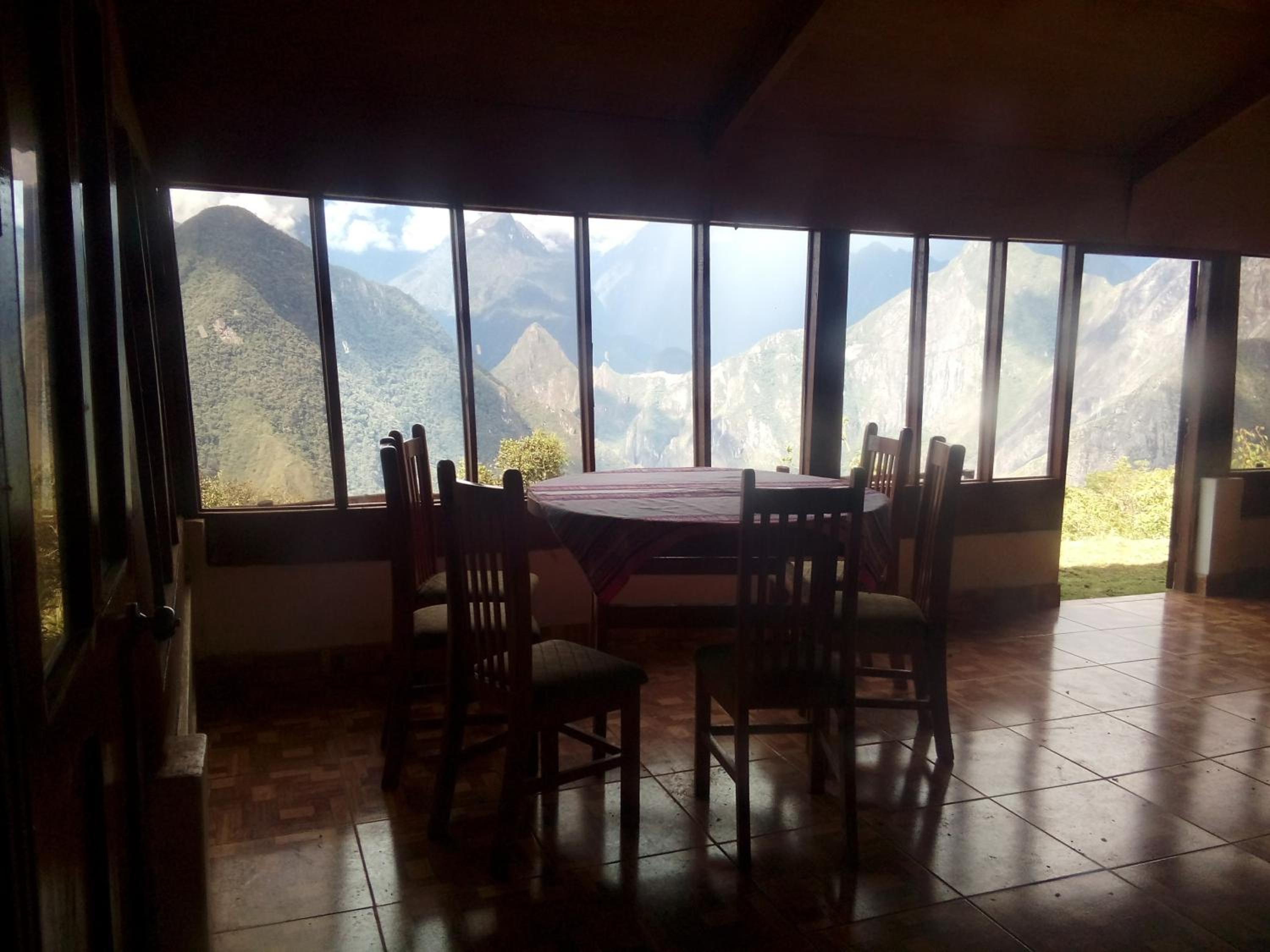 Llactapata Lodge overlooking Machu Picchu - camping - restaurant