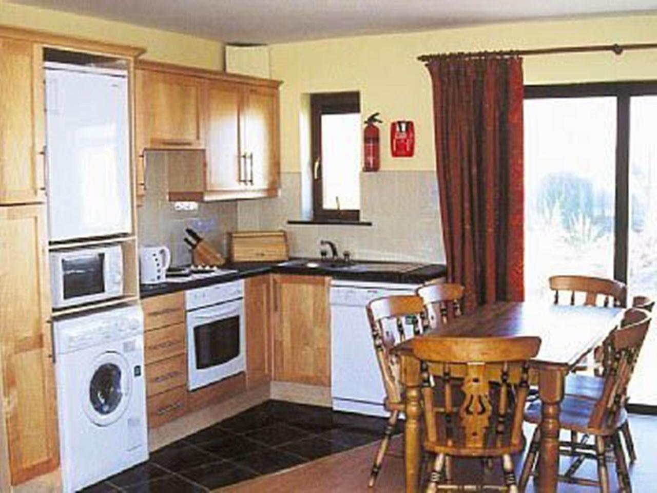 Kinsale Coastal Cottages view 3