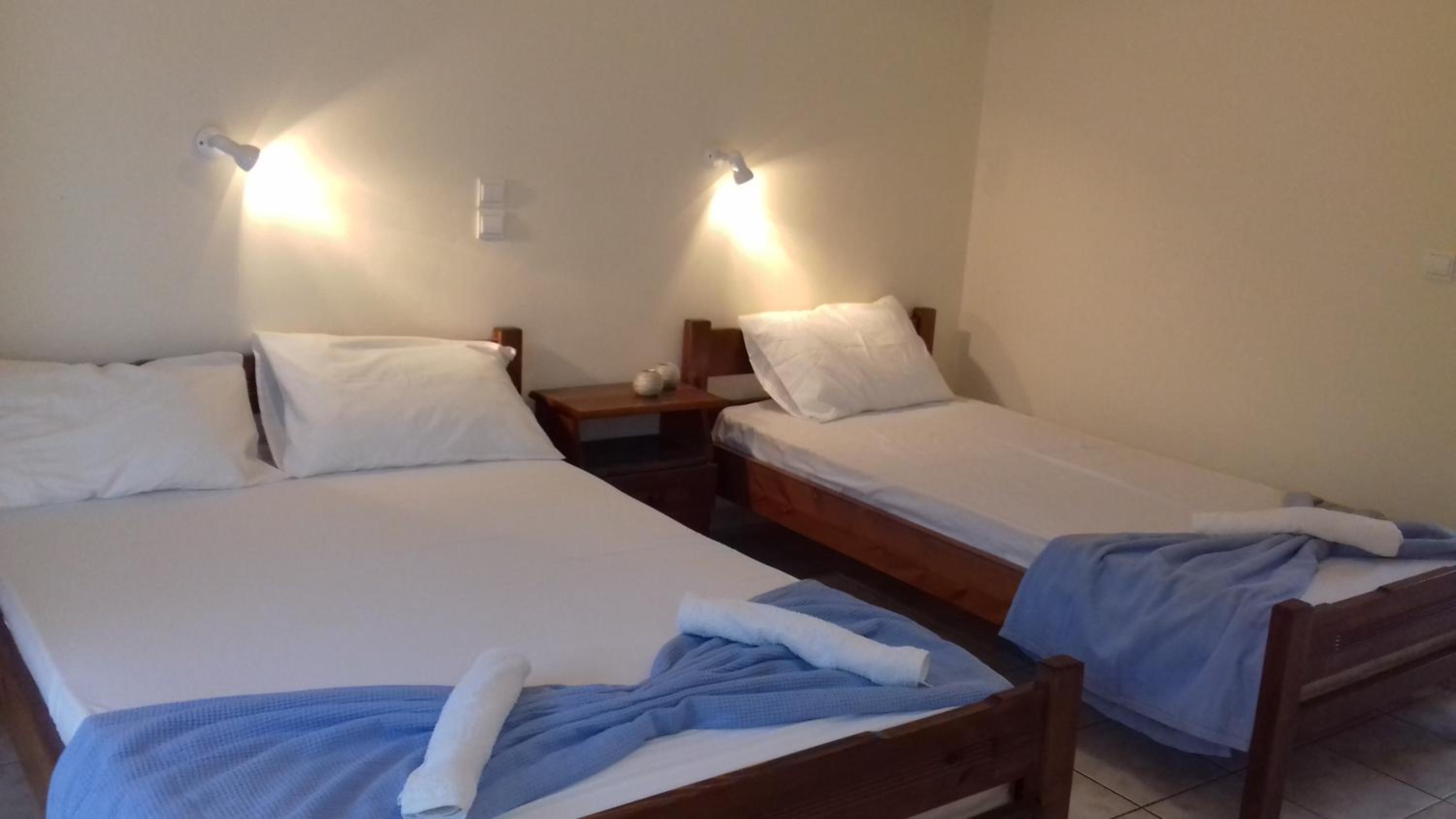 Parashis Studios photo 4