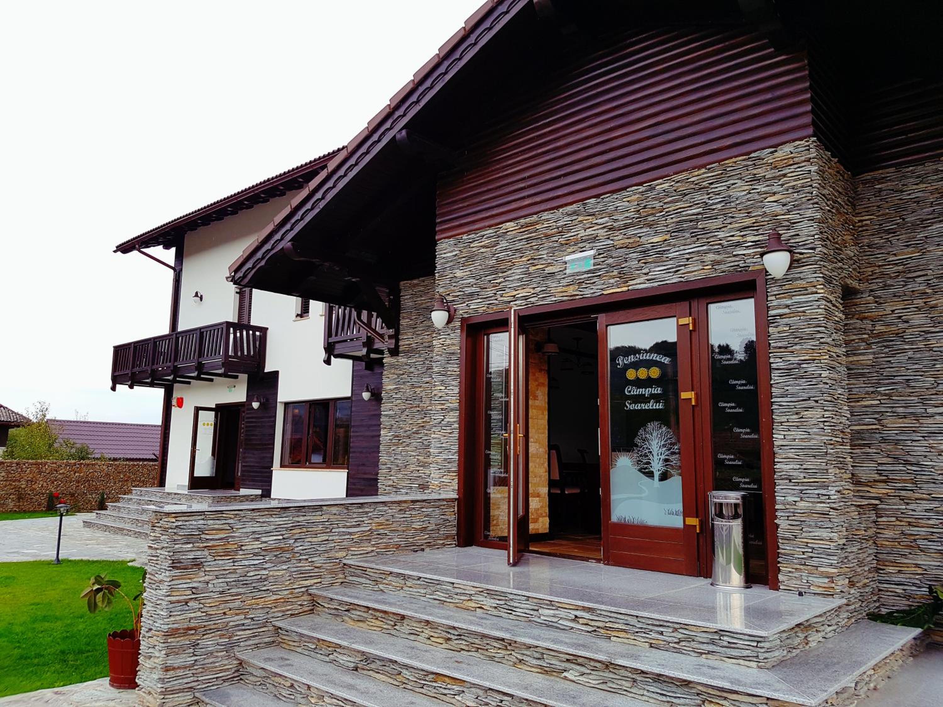Photo 44