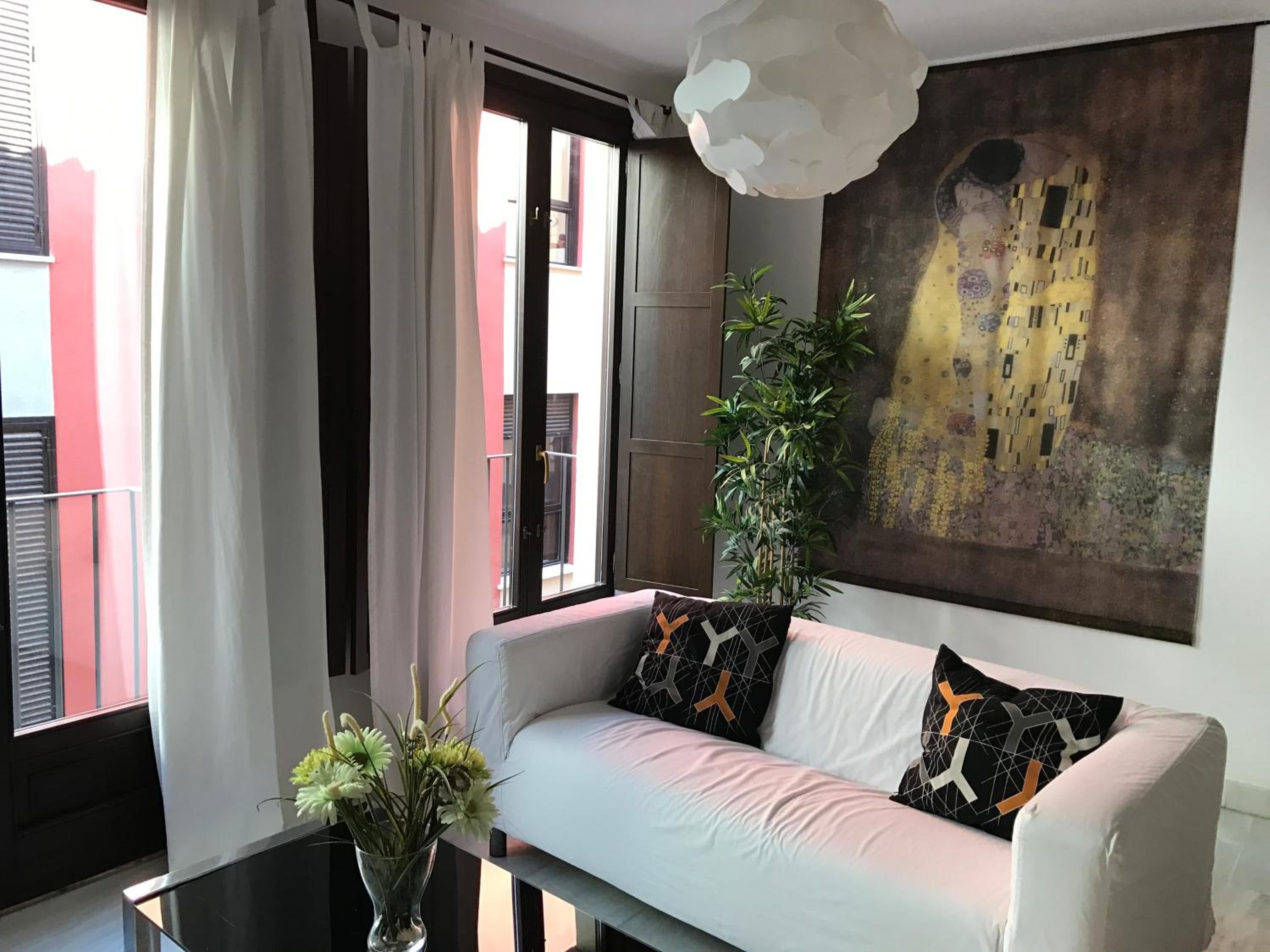 Málaga Apartamentos - Jinetes, 13