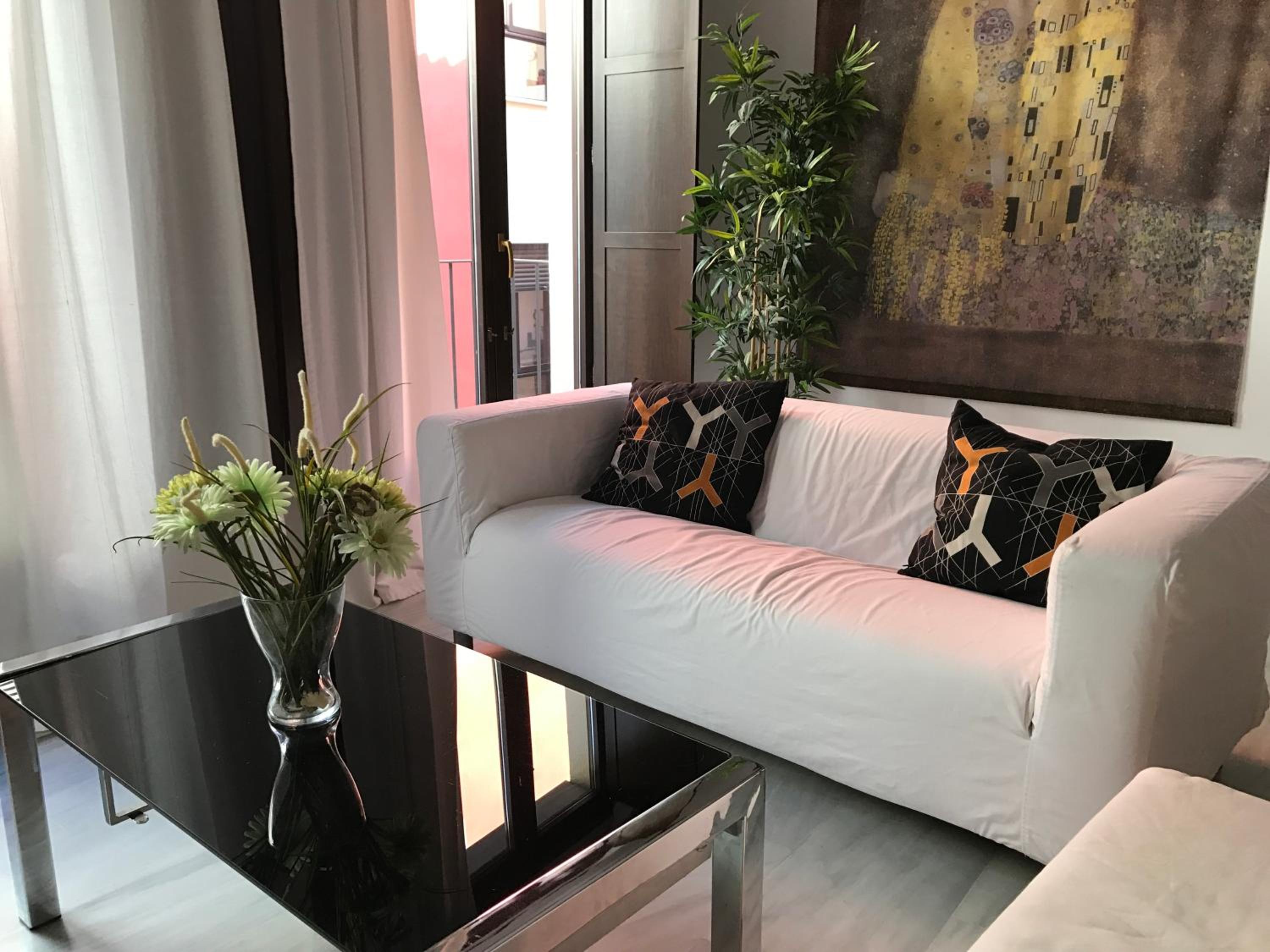 Málaga Apartamentos - Jinetes, 13