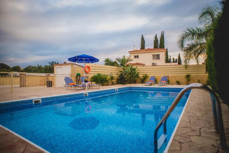 Beachfront Villa Thomas 5