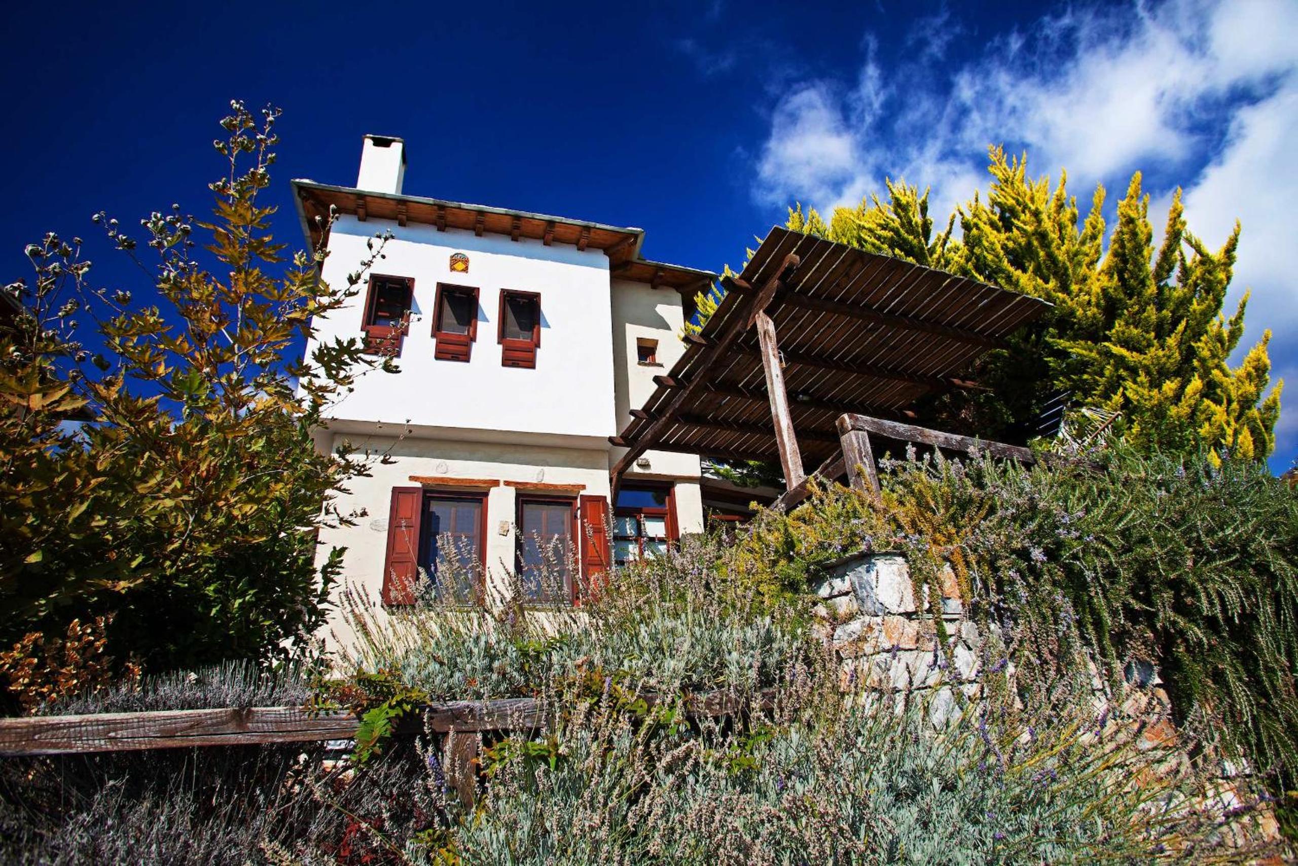 Pelion Homes