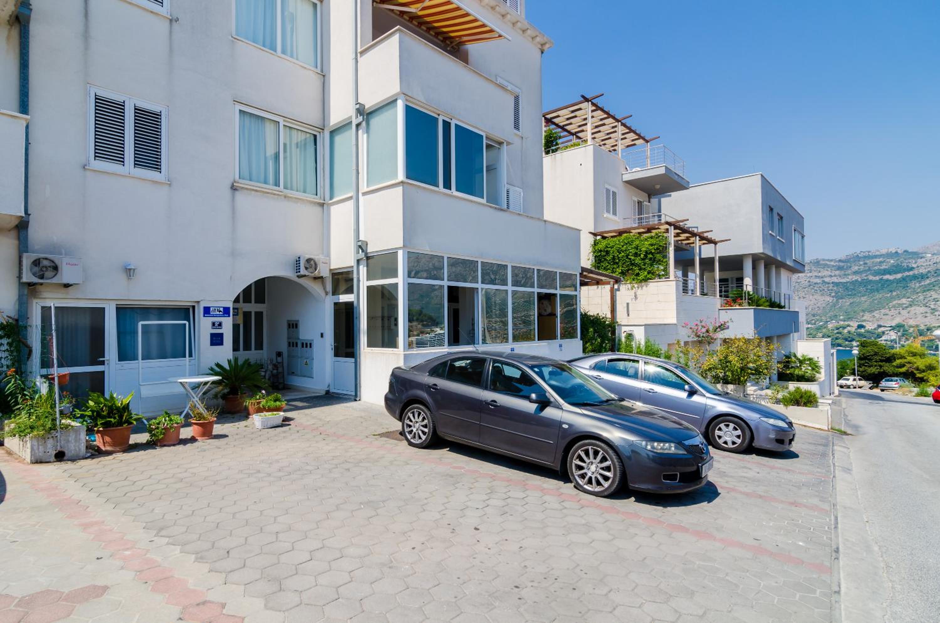 Apartment Riki