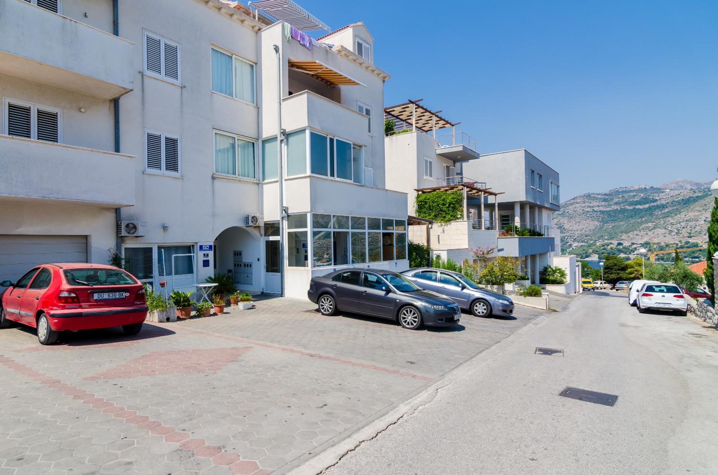 Apartment Riki