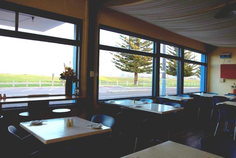Esperance Beachfront Resort