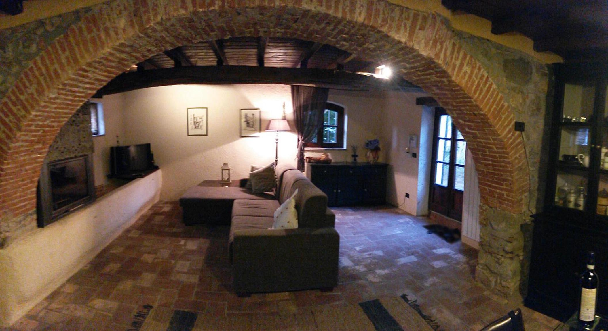 Photo 33