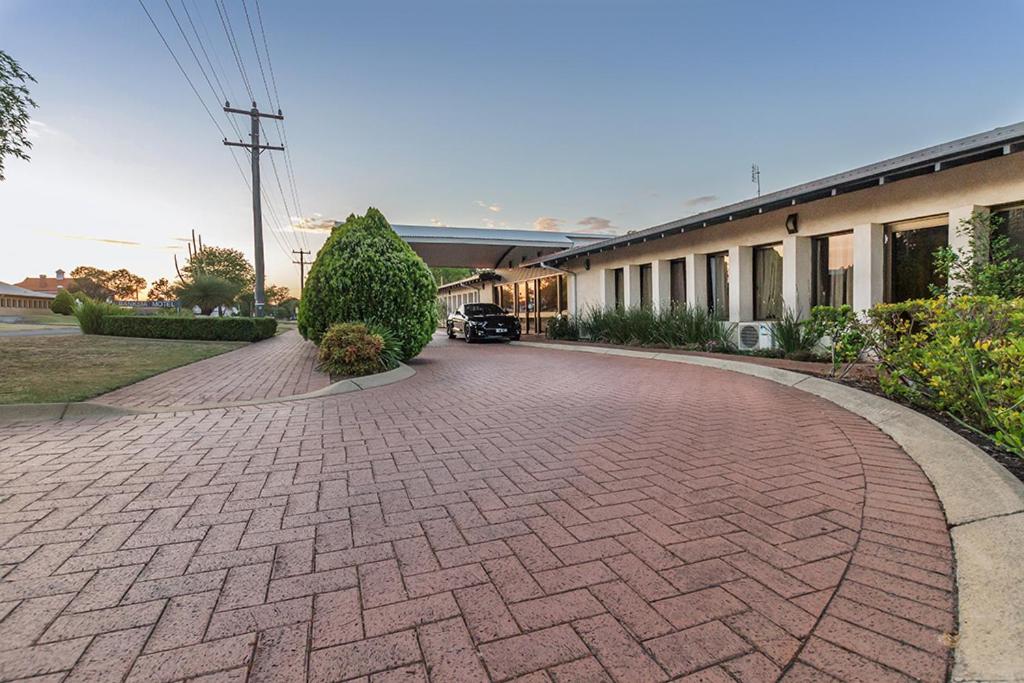 Banksia Motel