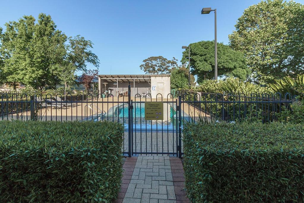 Banksia Motel