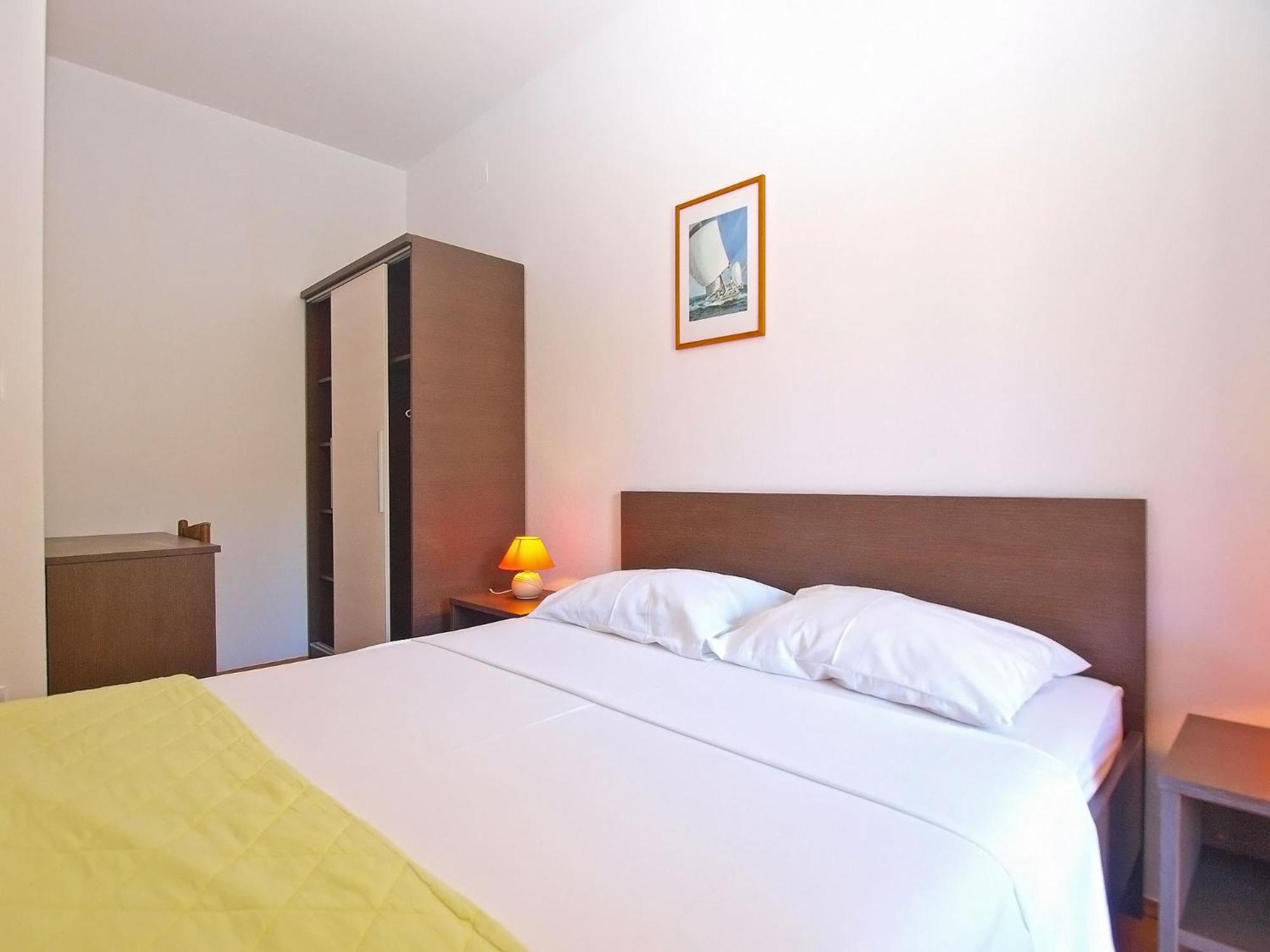 Rooms Ivica 1452