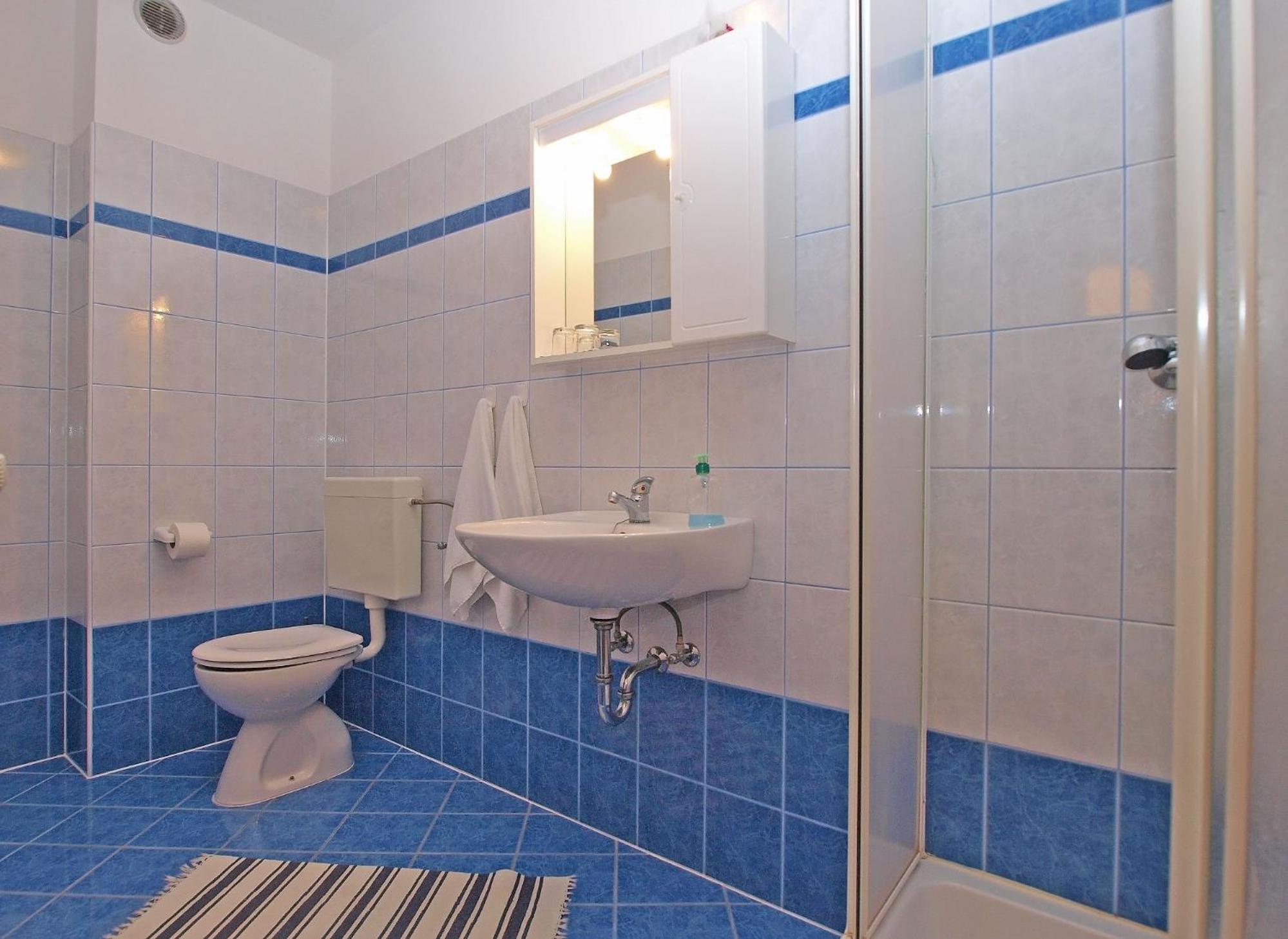 Rooms Ivica 1452