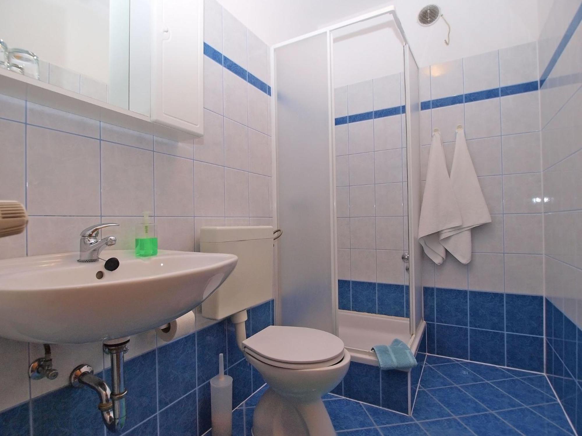 Rooms Ivica 1452