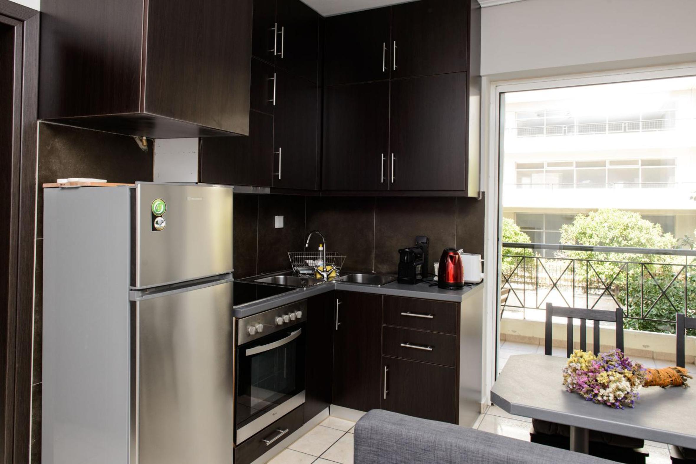 Apartment & Parking 100m Kerameikos Metro
