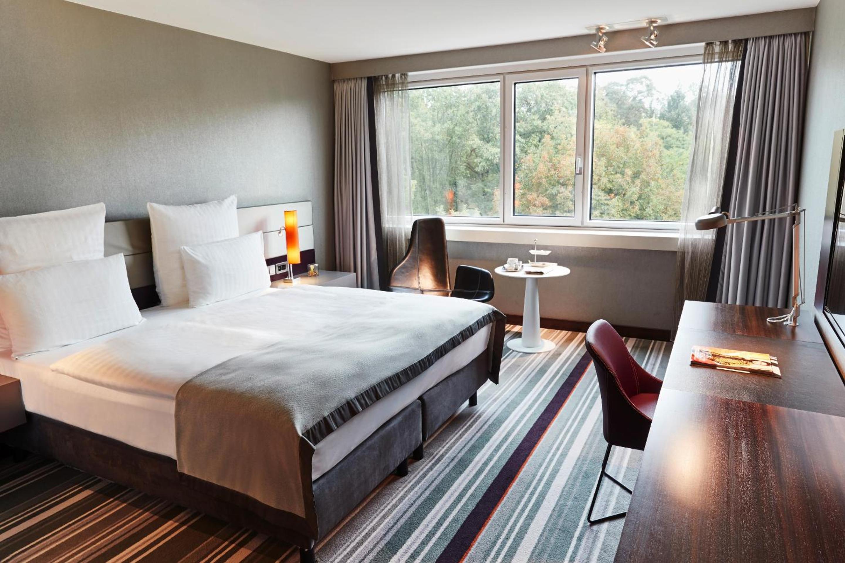Steigenberger Airport Hotel Frankfurt - Property Image 1