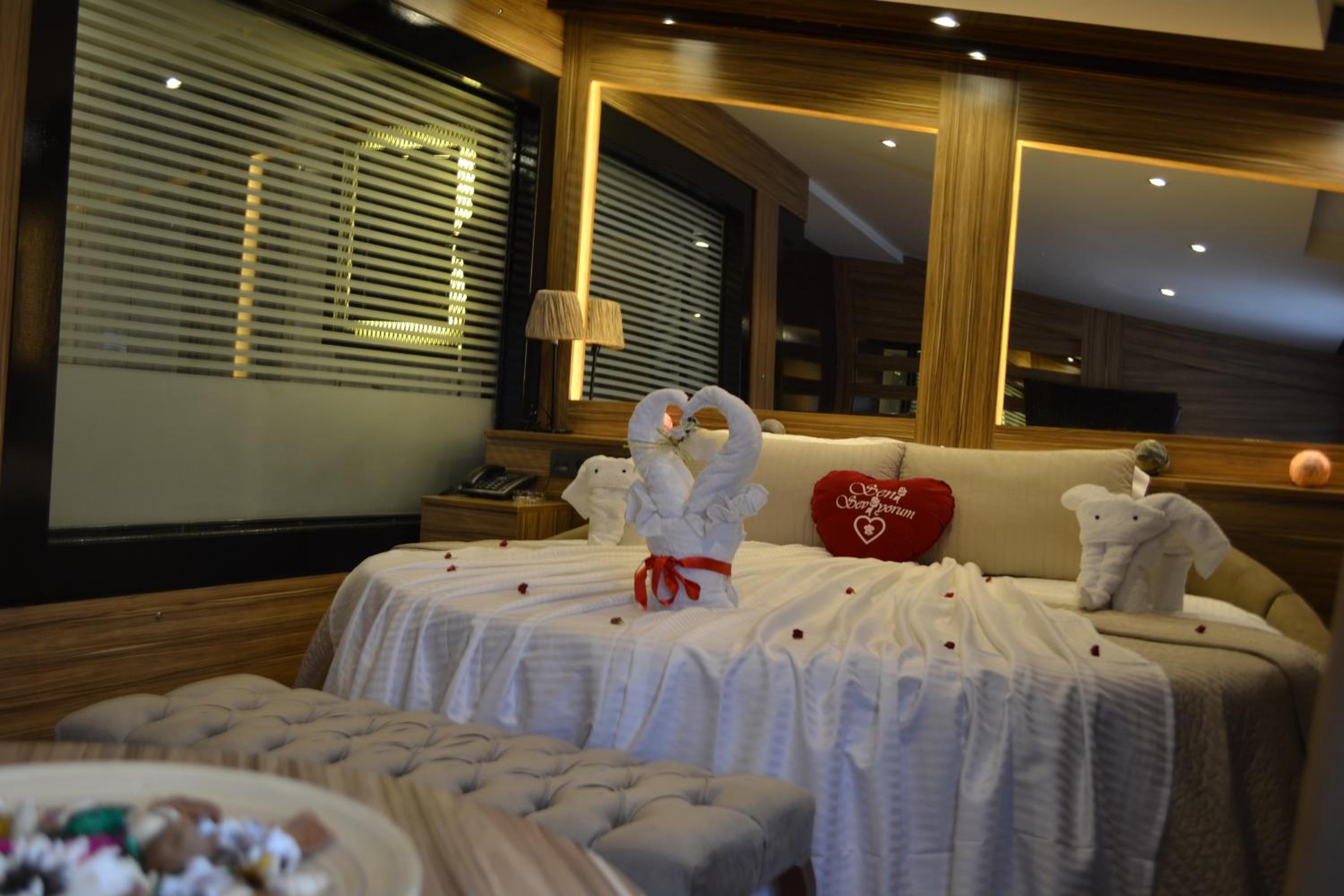 Gümüş Sarayı Süitleri - Image 30