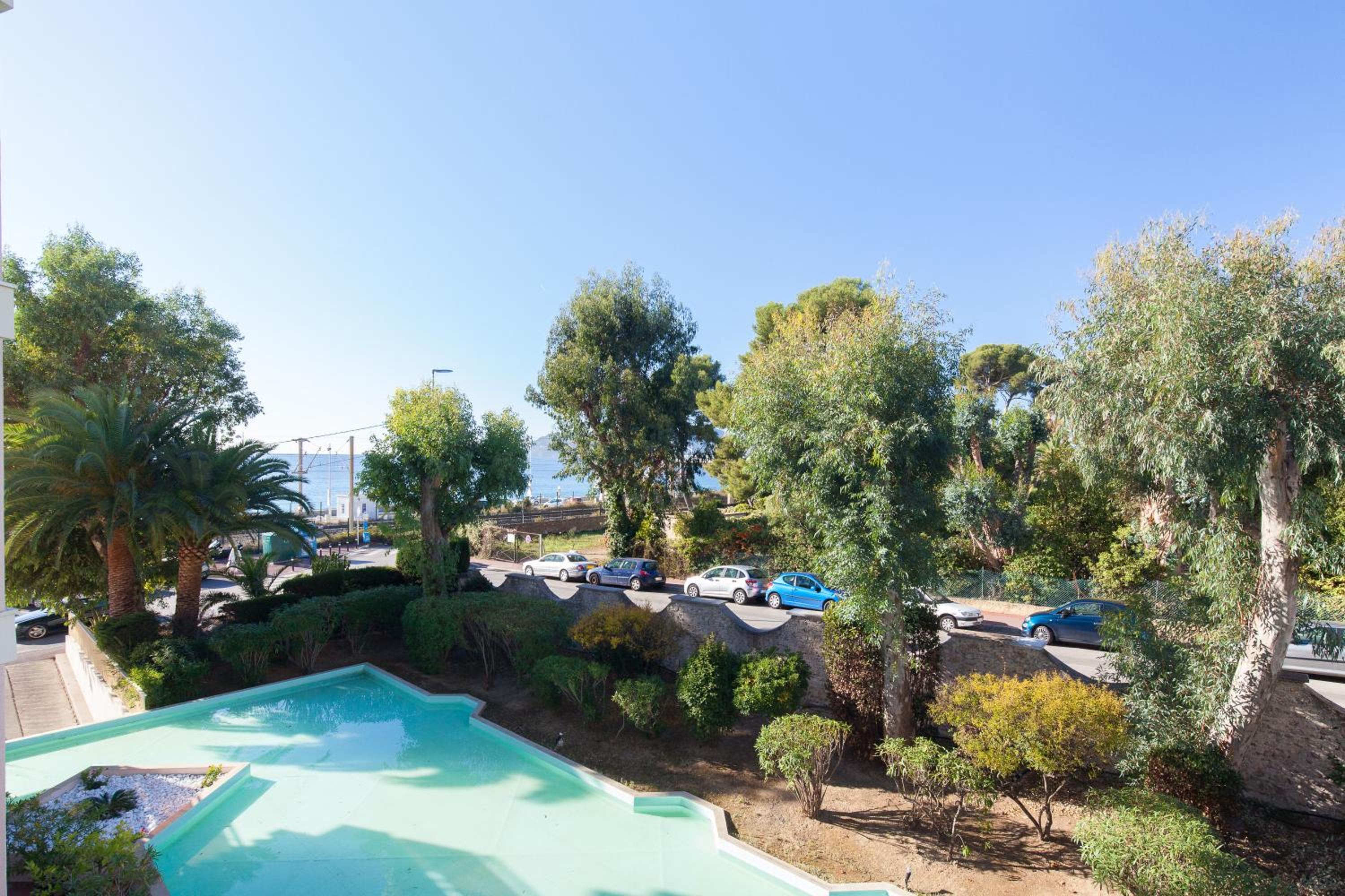 Appartement Cannes vue mer photo 5