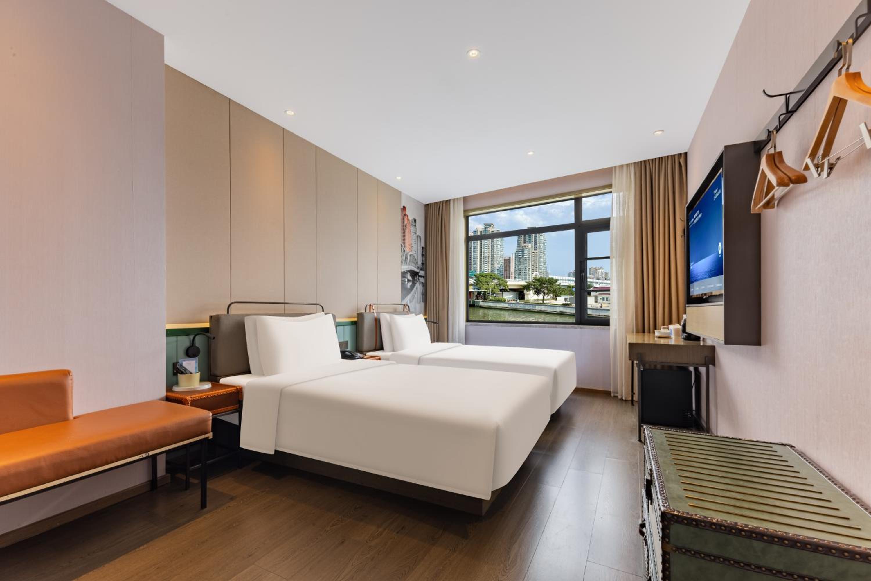 Atour Light Hotel Shanghai Jing'an Natural History Museum, Suzhou River Bank photo 5