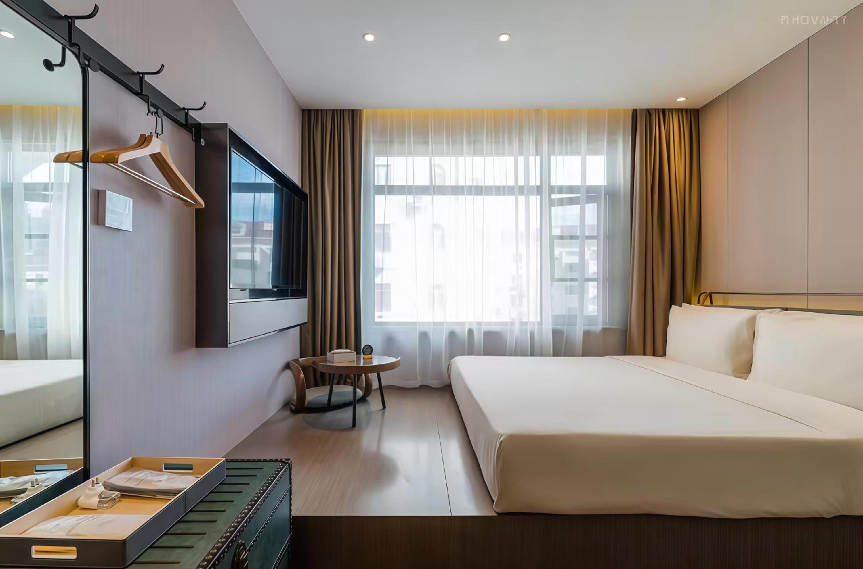 Atour Light Hotel Shanghai Jing'an Natural History Museum, Suzhou River Bank photo 2