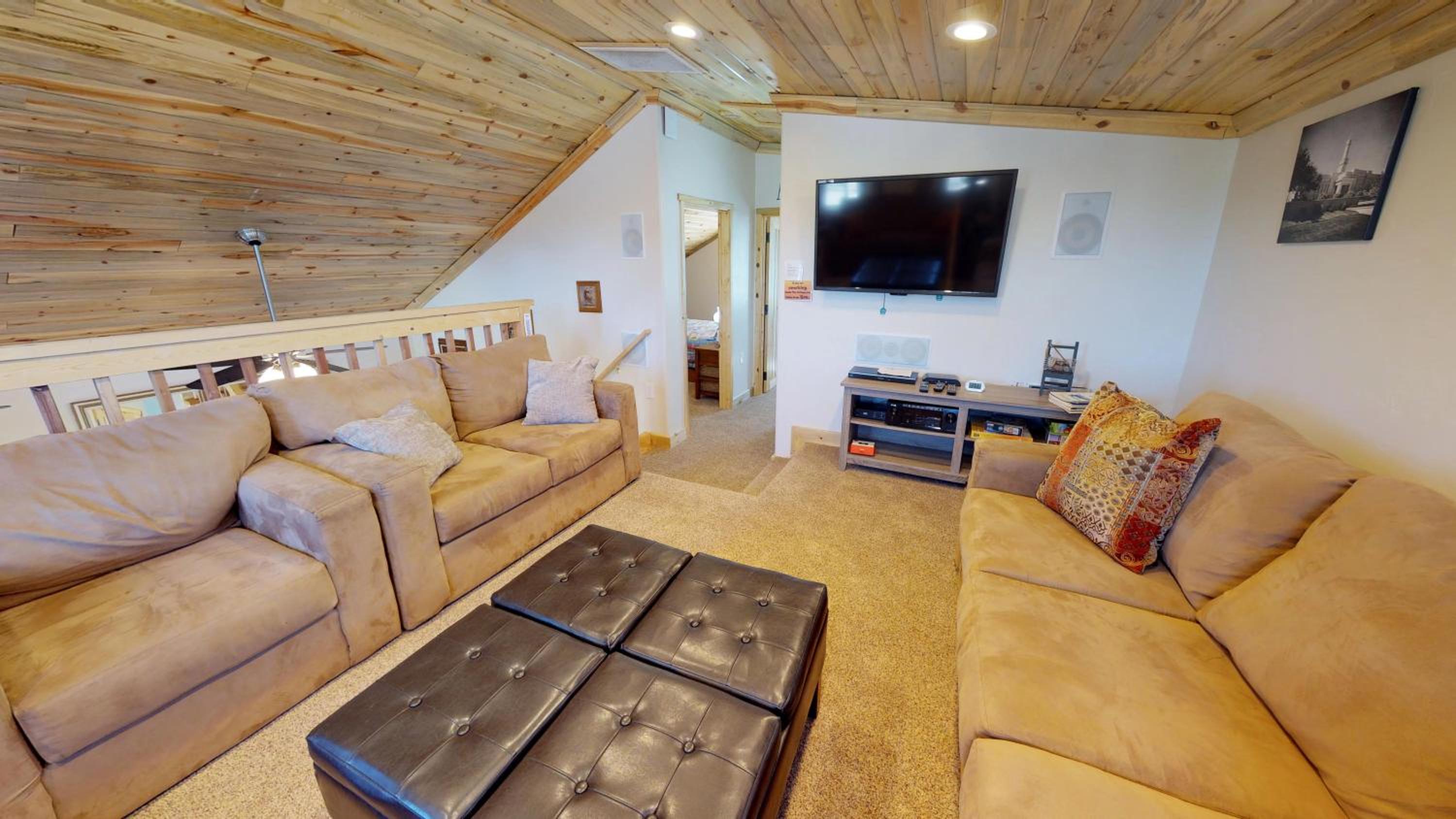 The Cedars Country Cottage, Solitude, Amazing Night Skies!! view 3