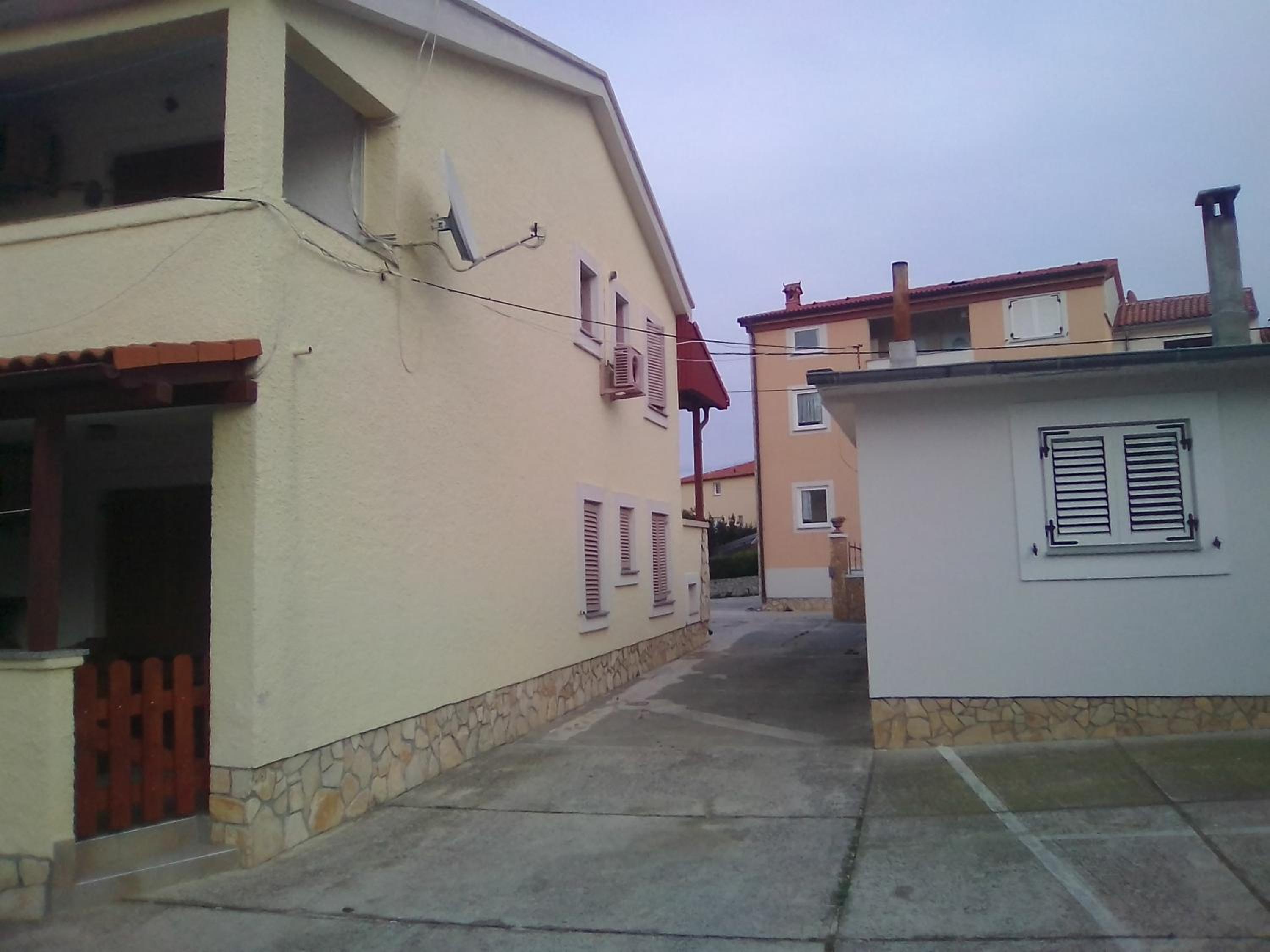 Photo 34