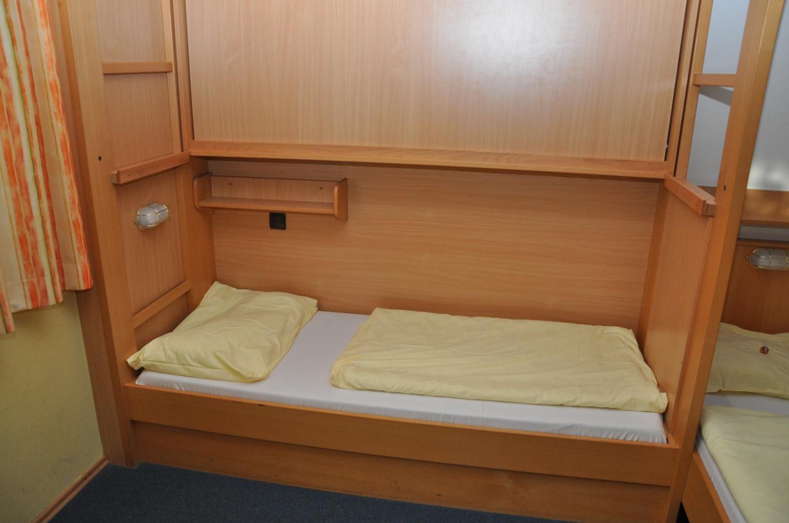 Eduard-Heinrich-Haus, Hostel