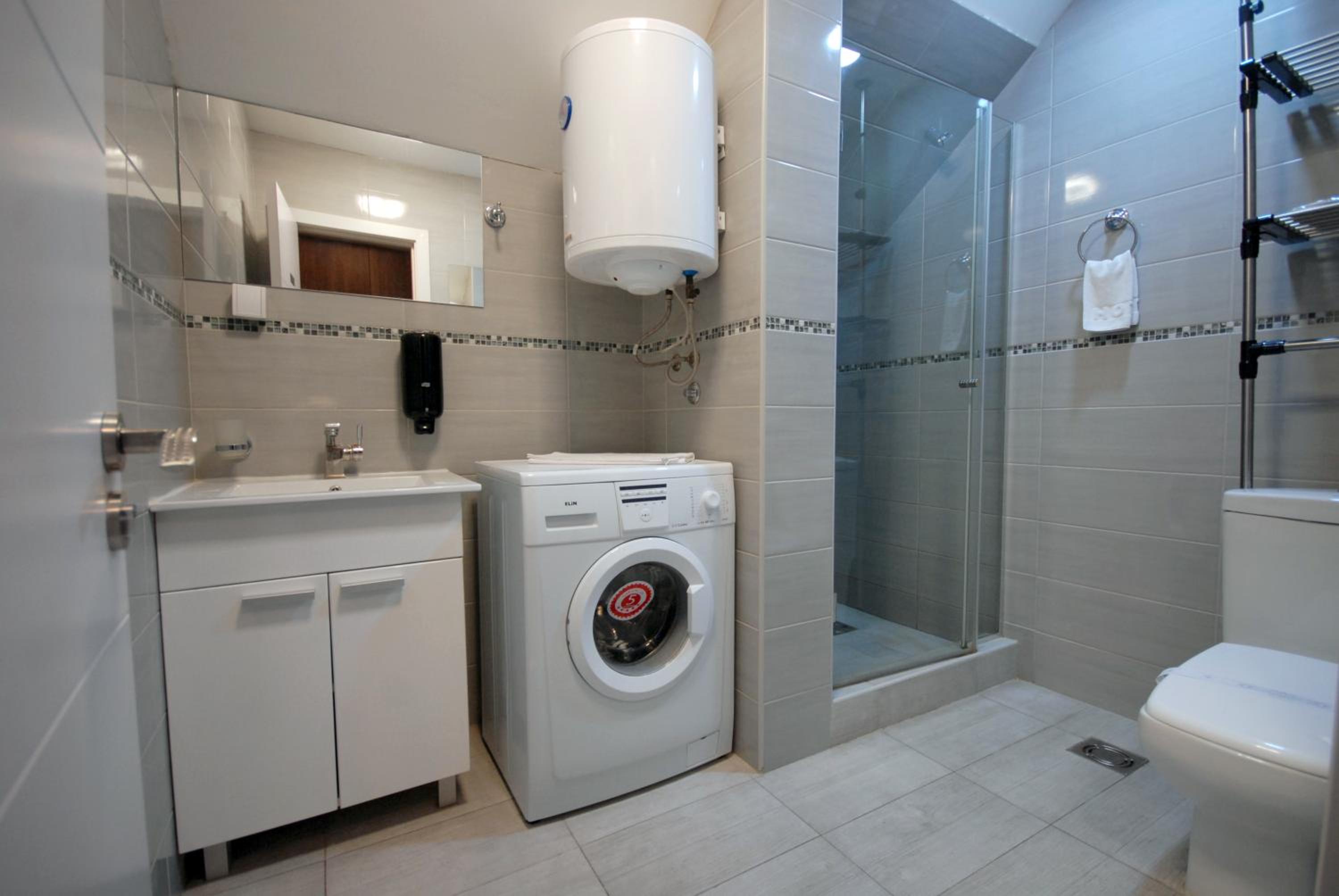 Photo 44
