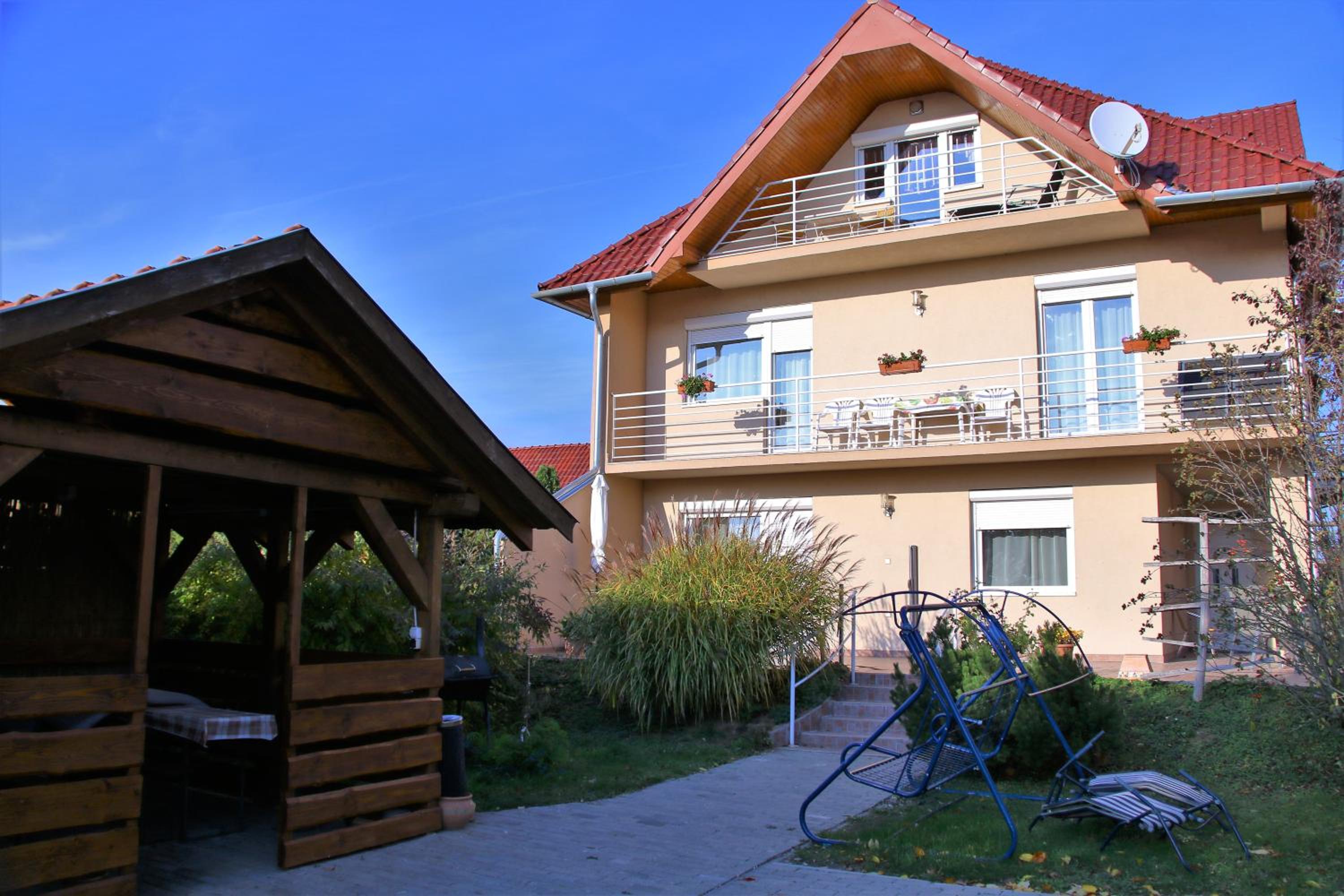 Photo 50