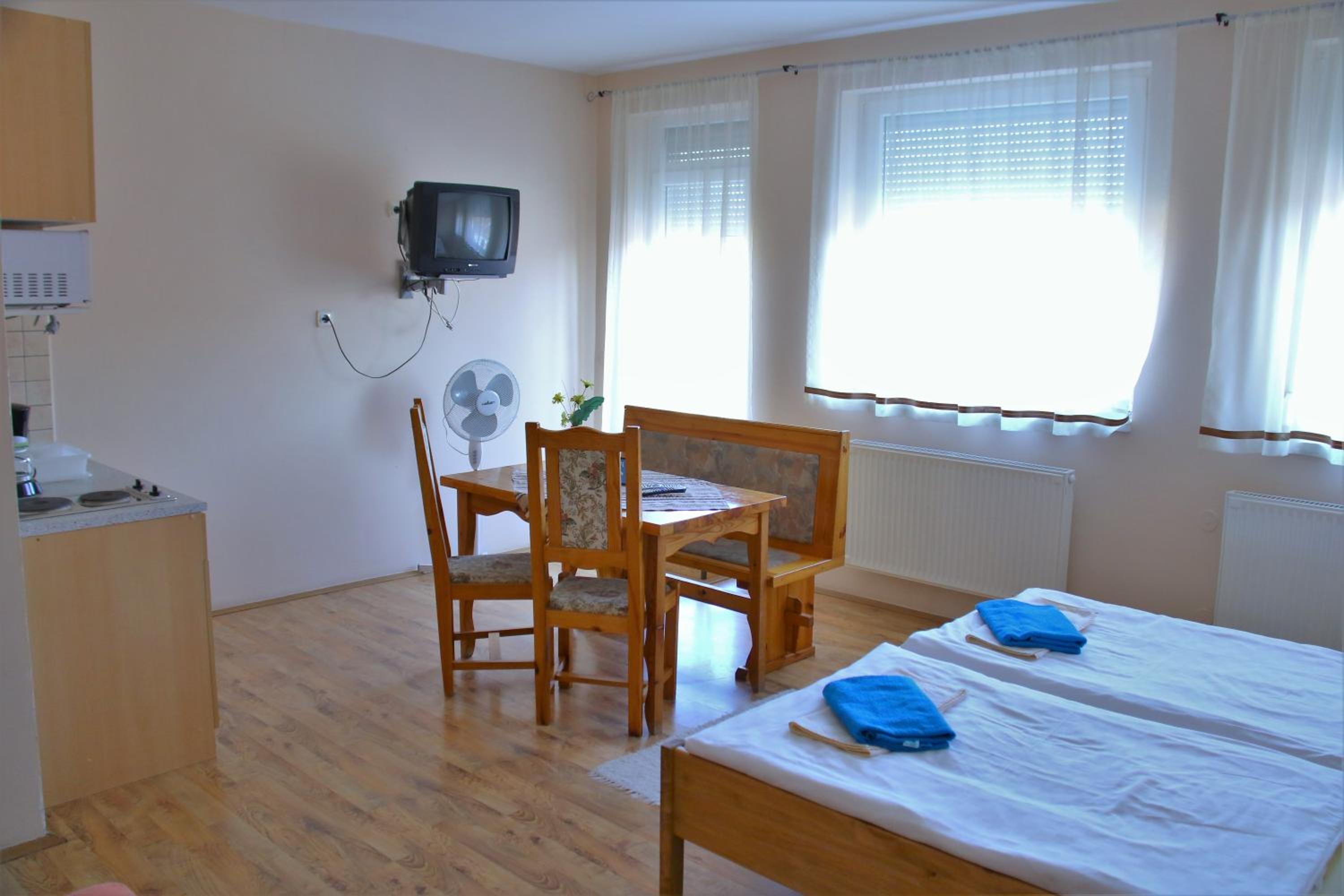 Photo 46