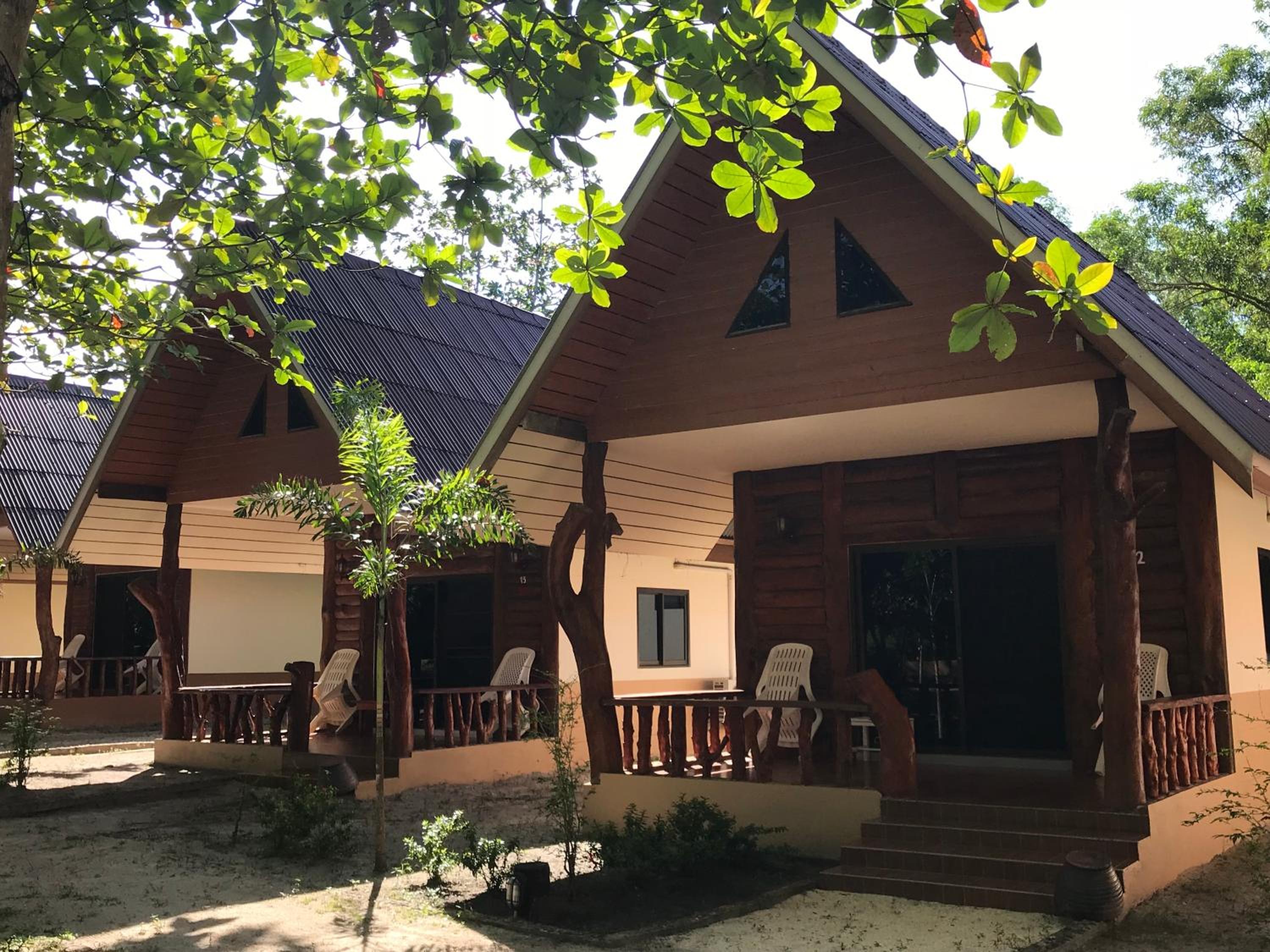 Season Bungalow view 4