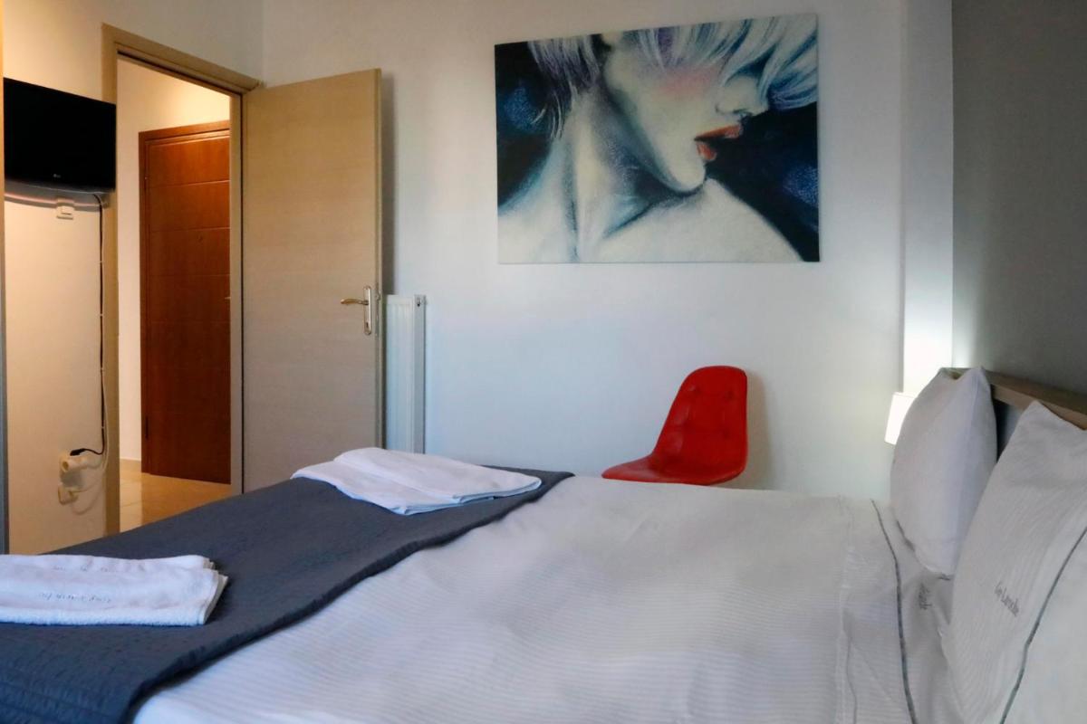 Metaxourghio Boutique Apartment
