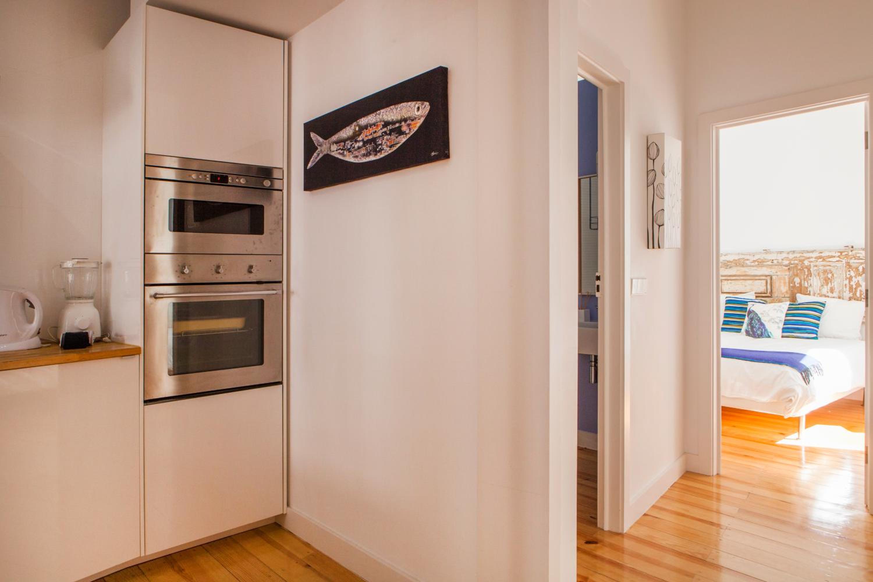 Cozy 1st Floor Flat Central Chiado District With Balconies and AC 19th Century building view 2