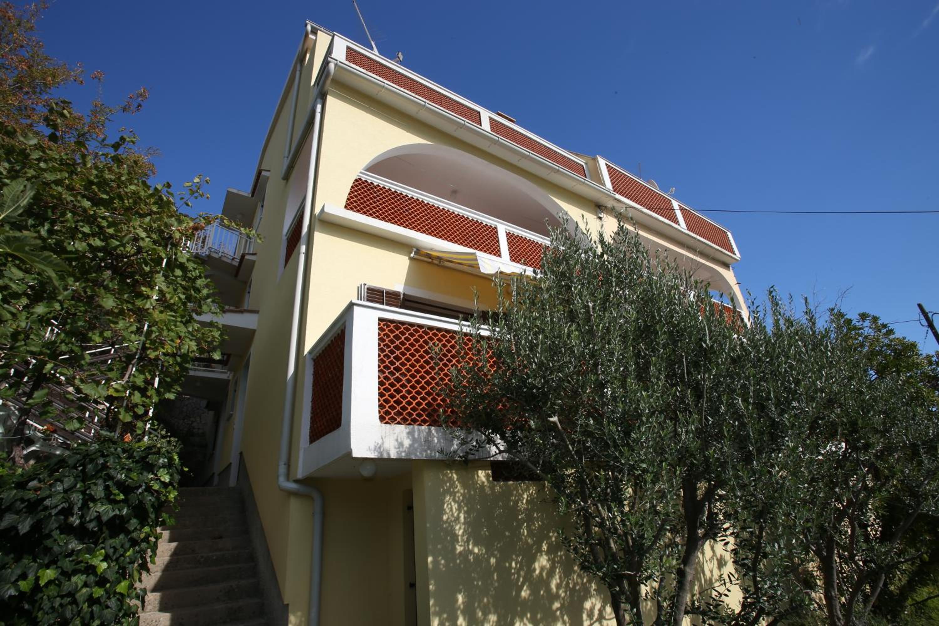 Photo 48