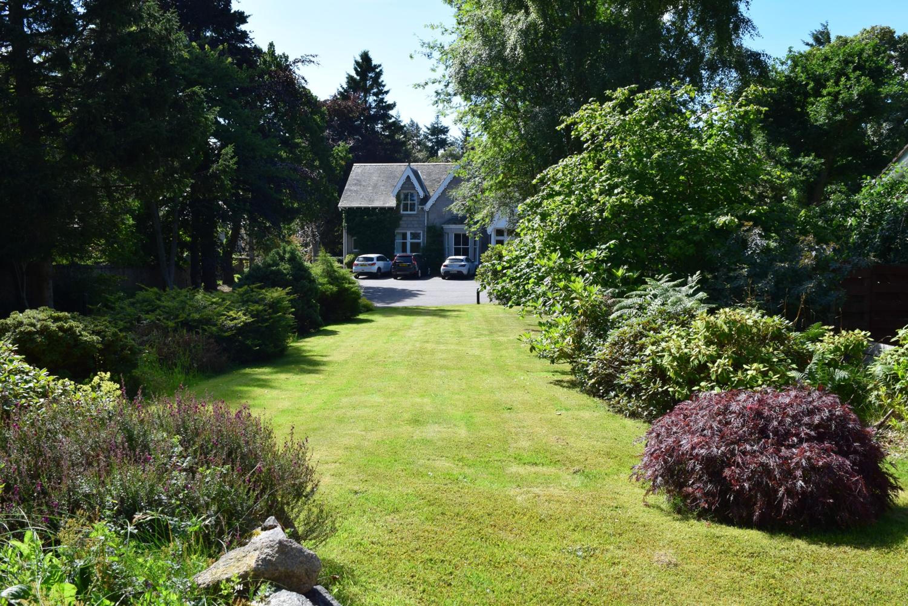 No 45, Ballater