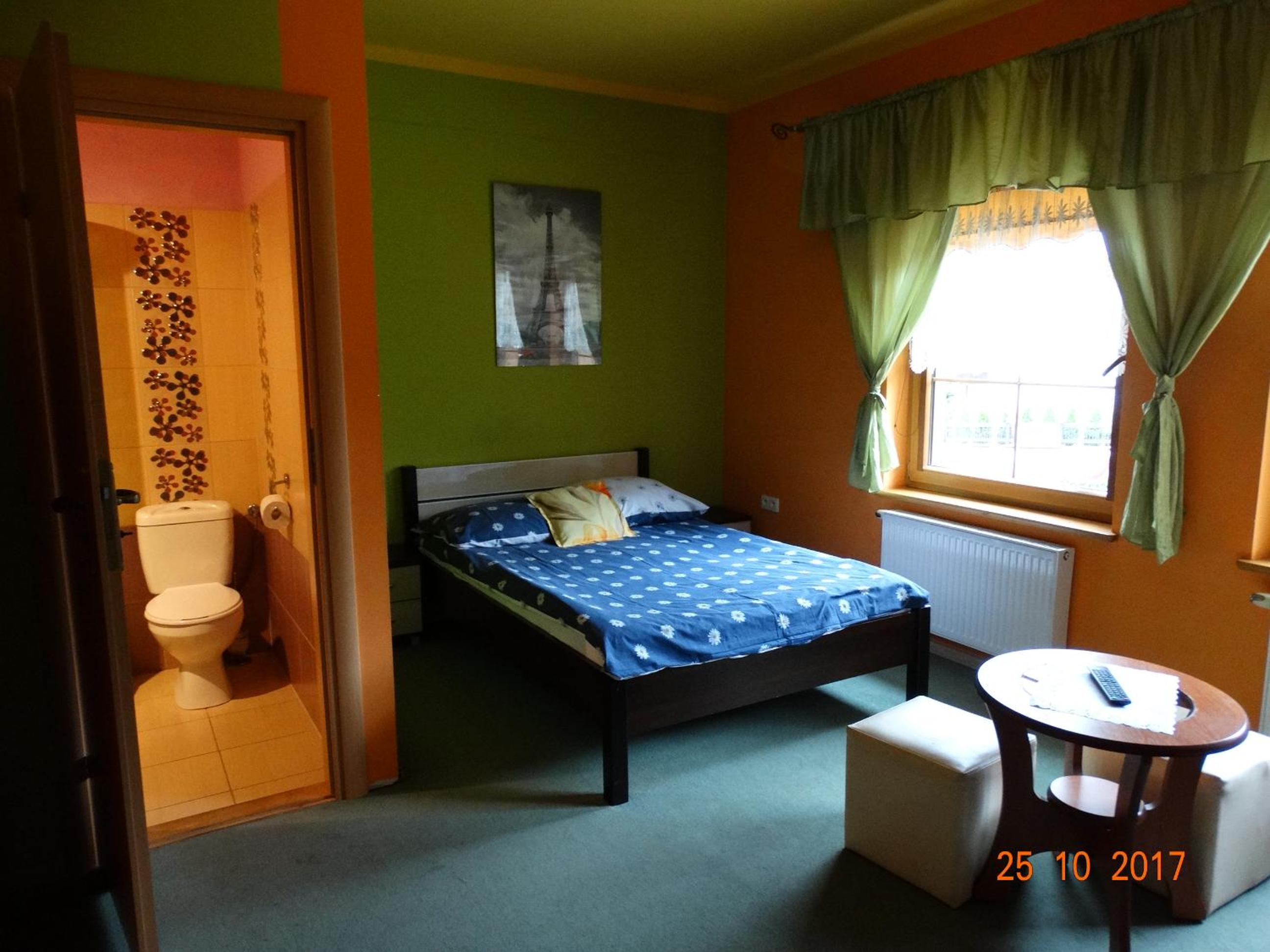Photo 11