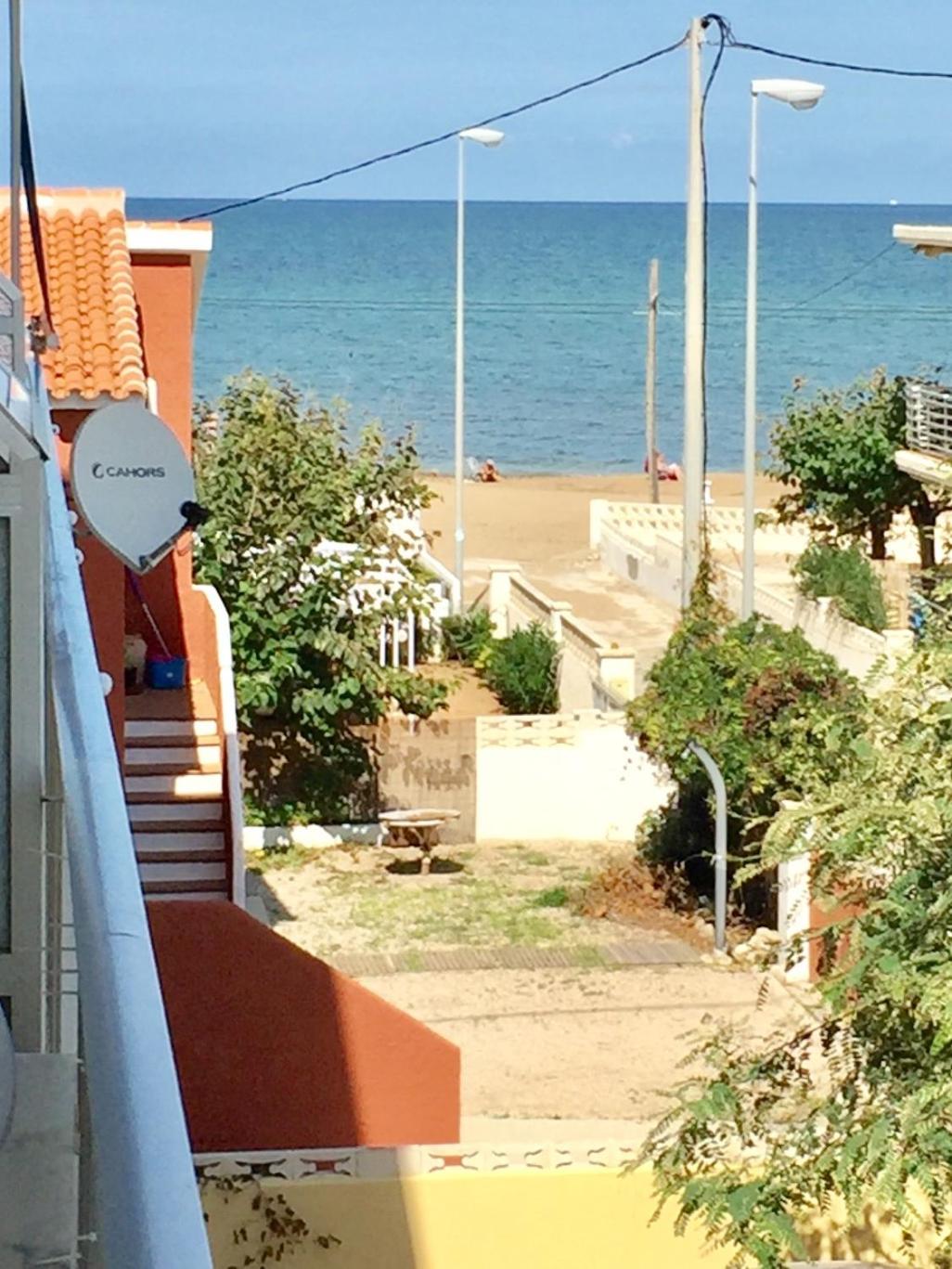LAS PERLAS - 1º Linea view 2