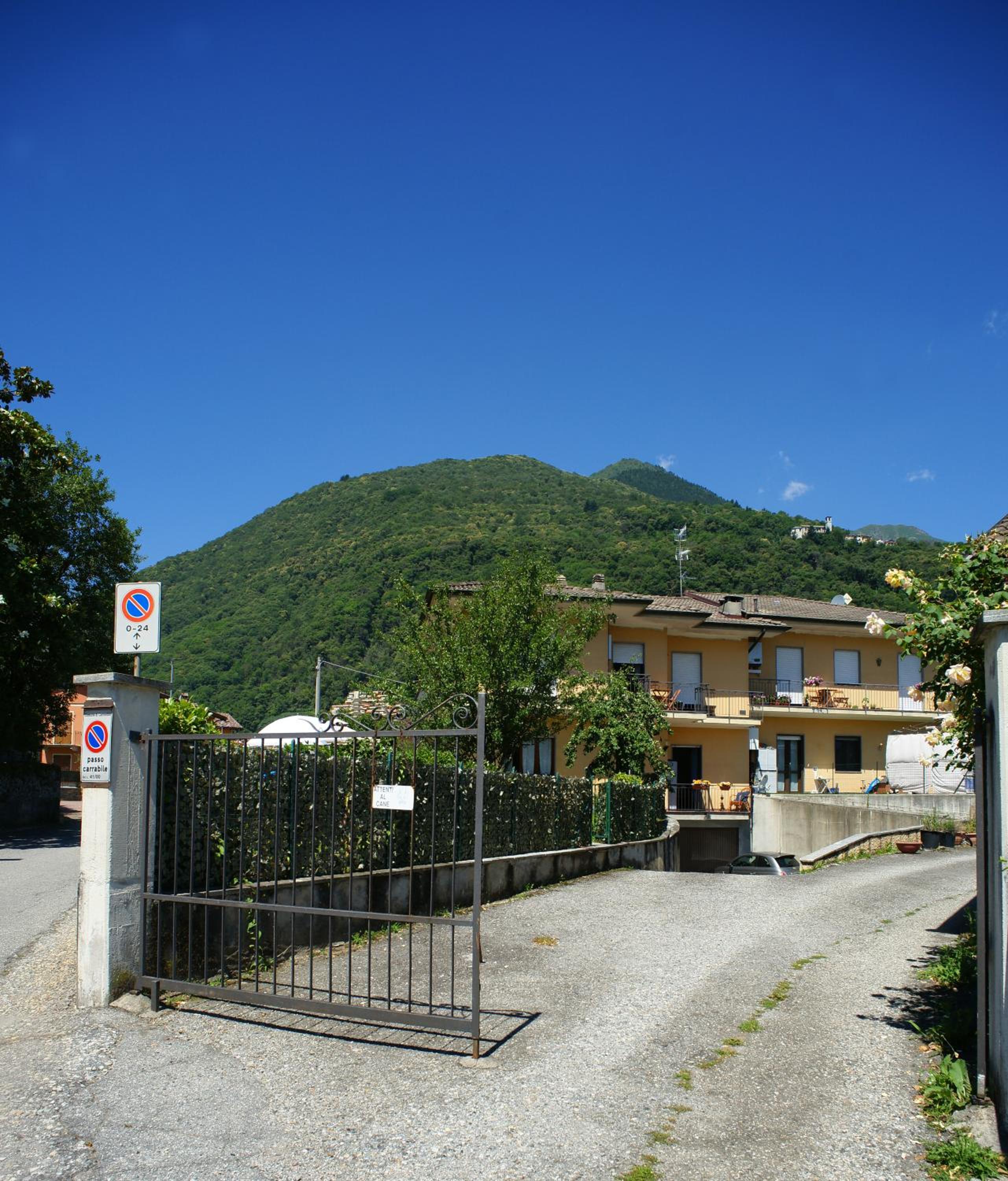 Casa Fiorella view 3