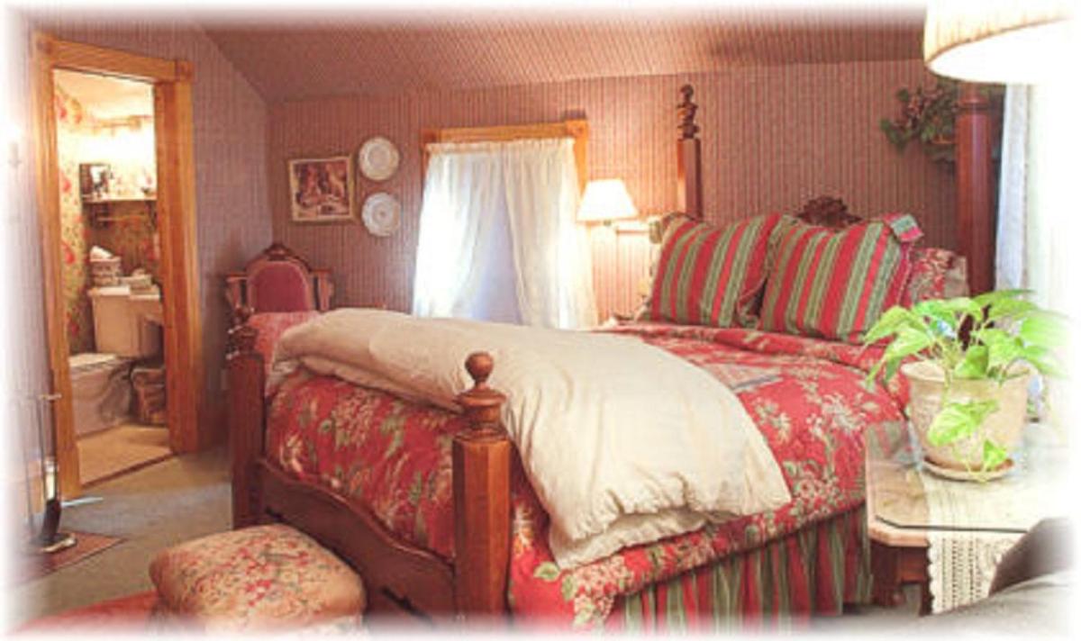 White Lace Inn