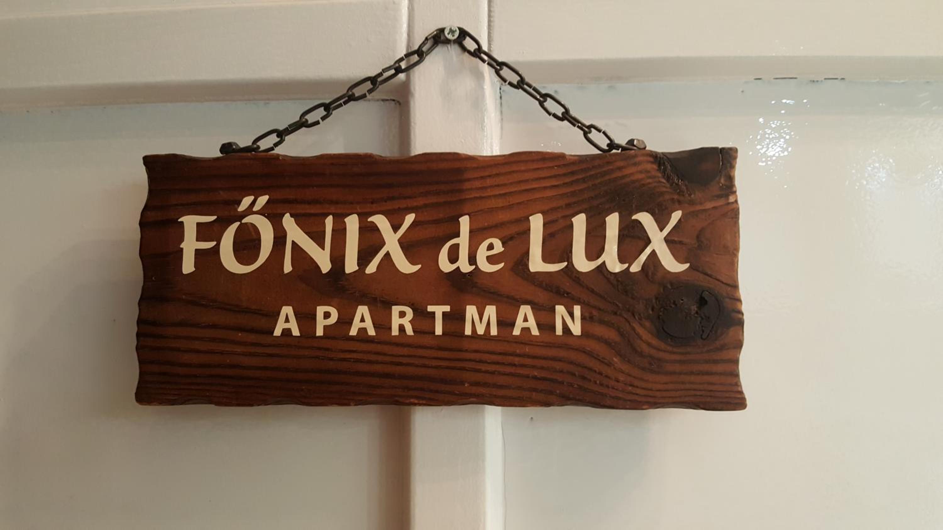 Főnix de Lux Apartman view 4